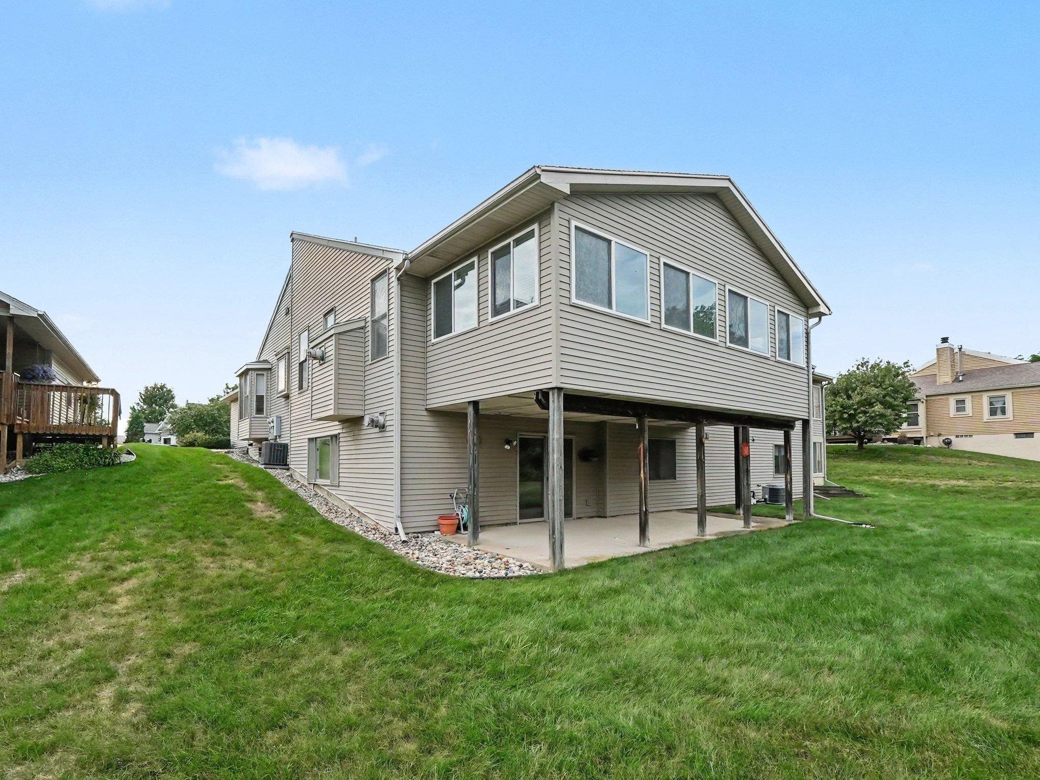 main property photo 38