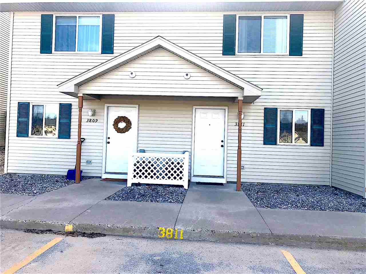 main property photo 3