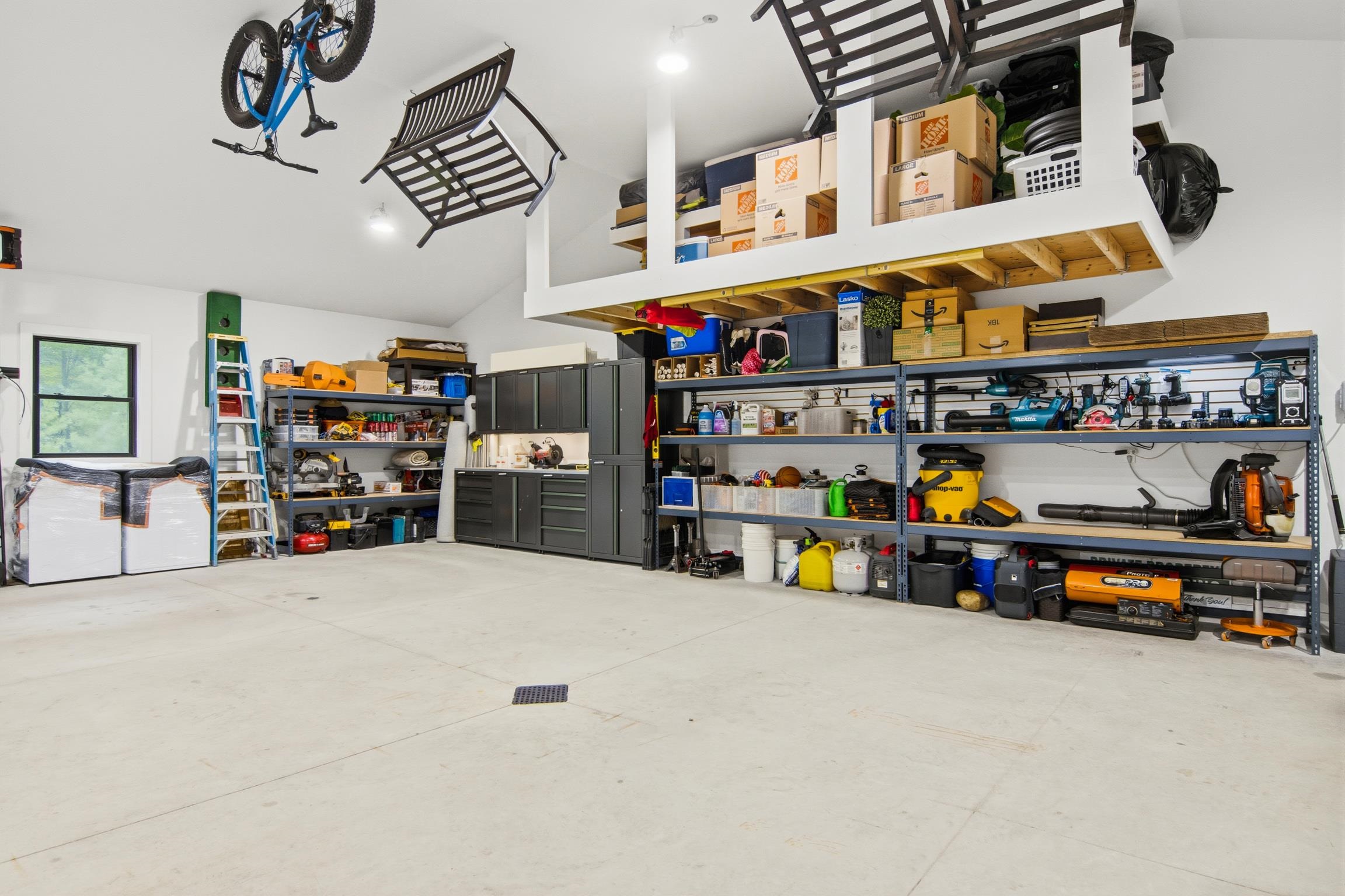 main property photo 56