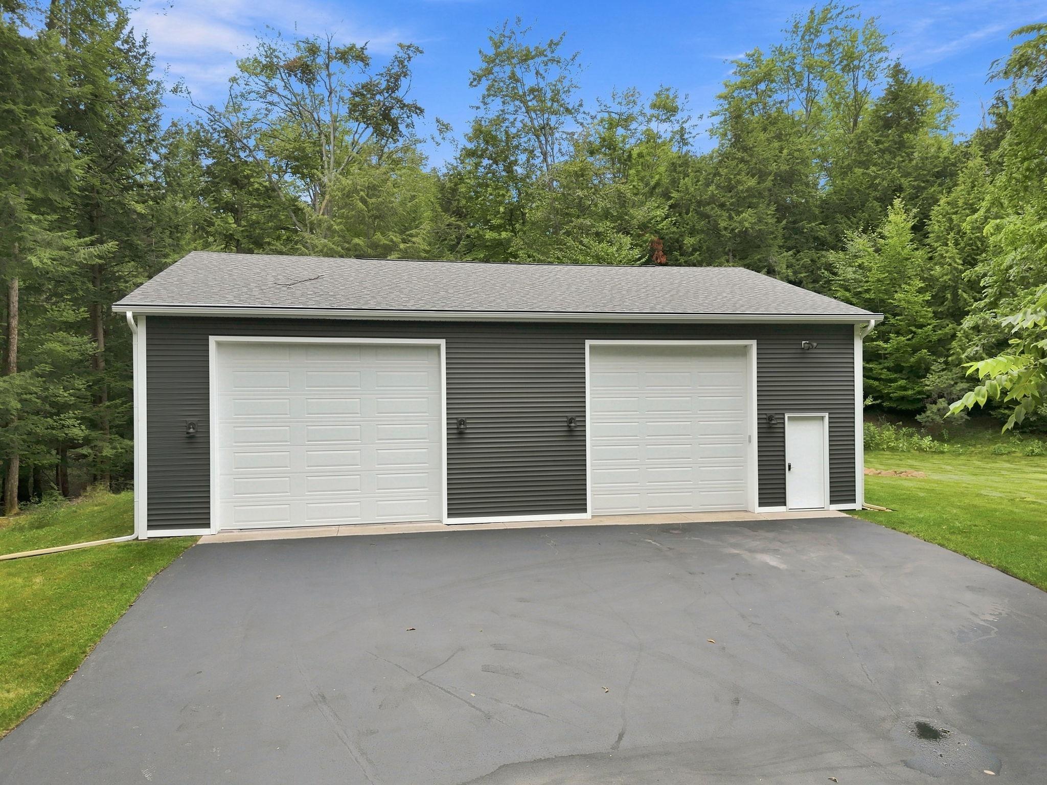 main property photo 86