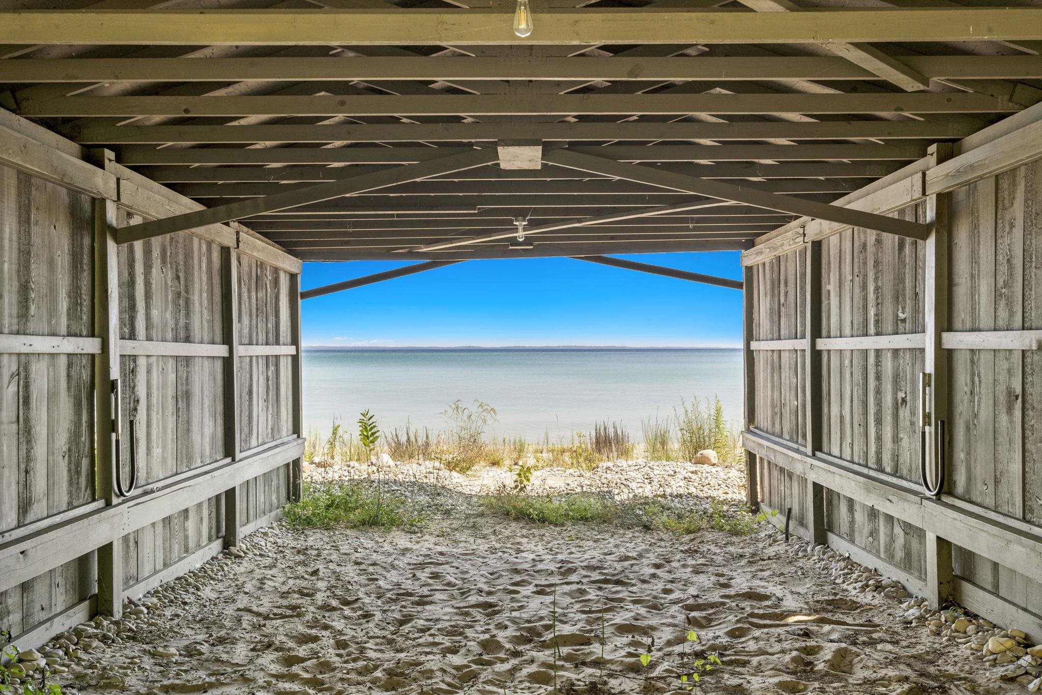 main property photo 60