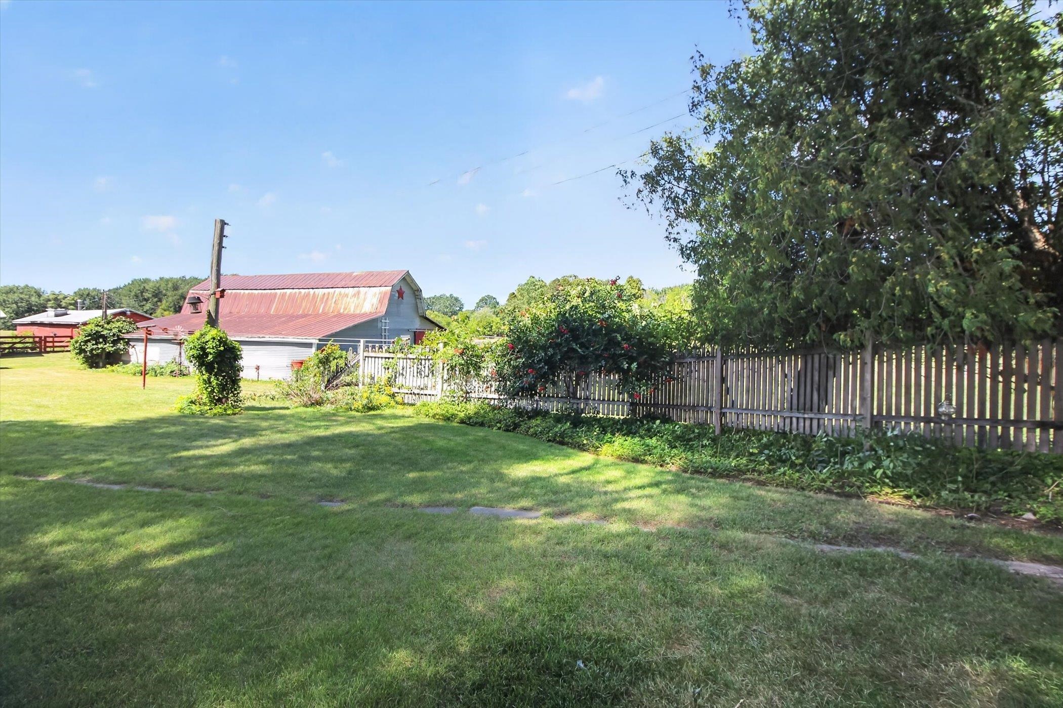 main property photo 67