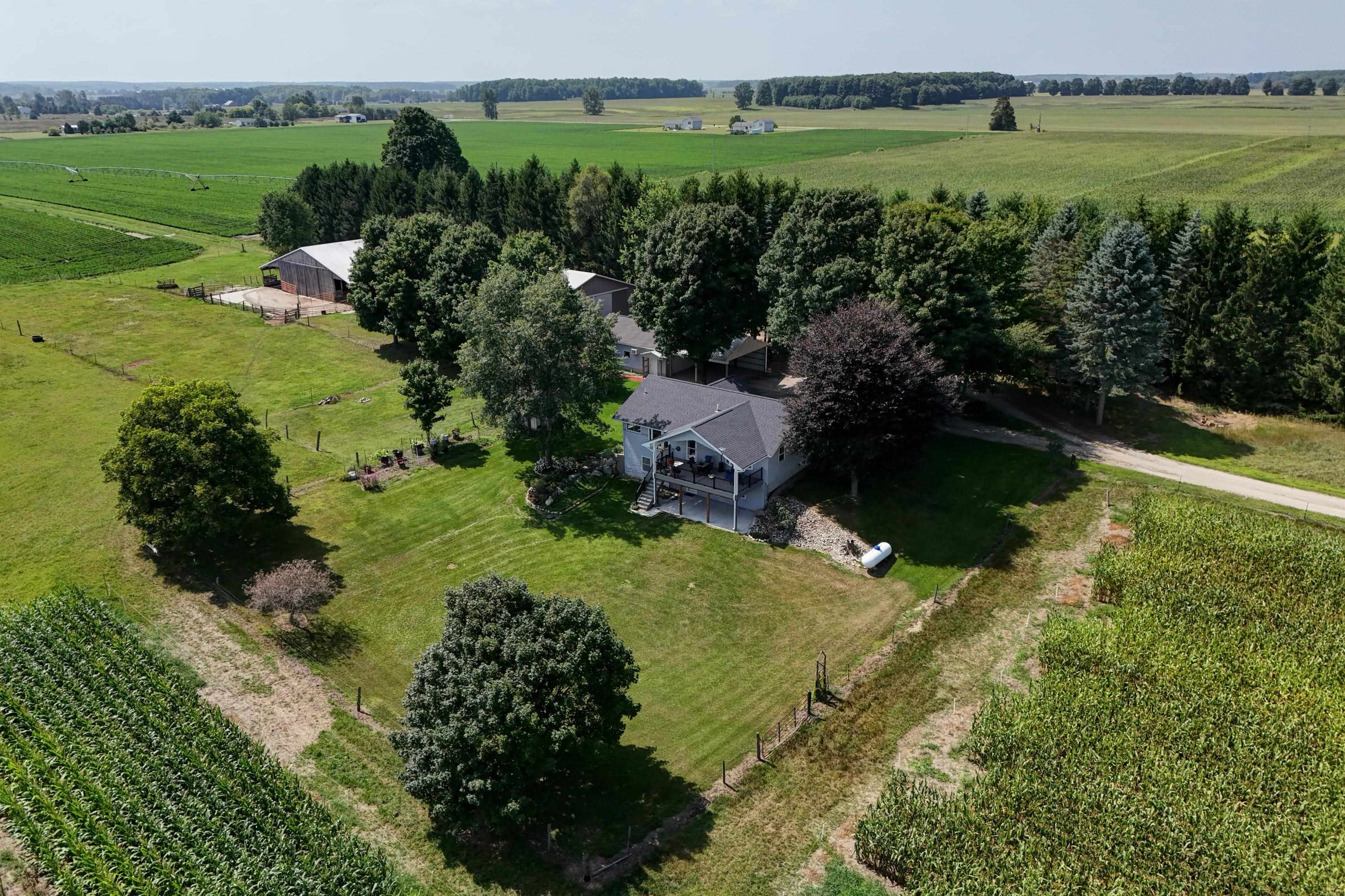 main property photo 68