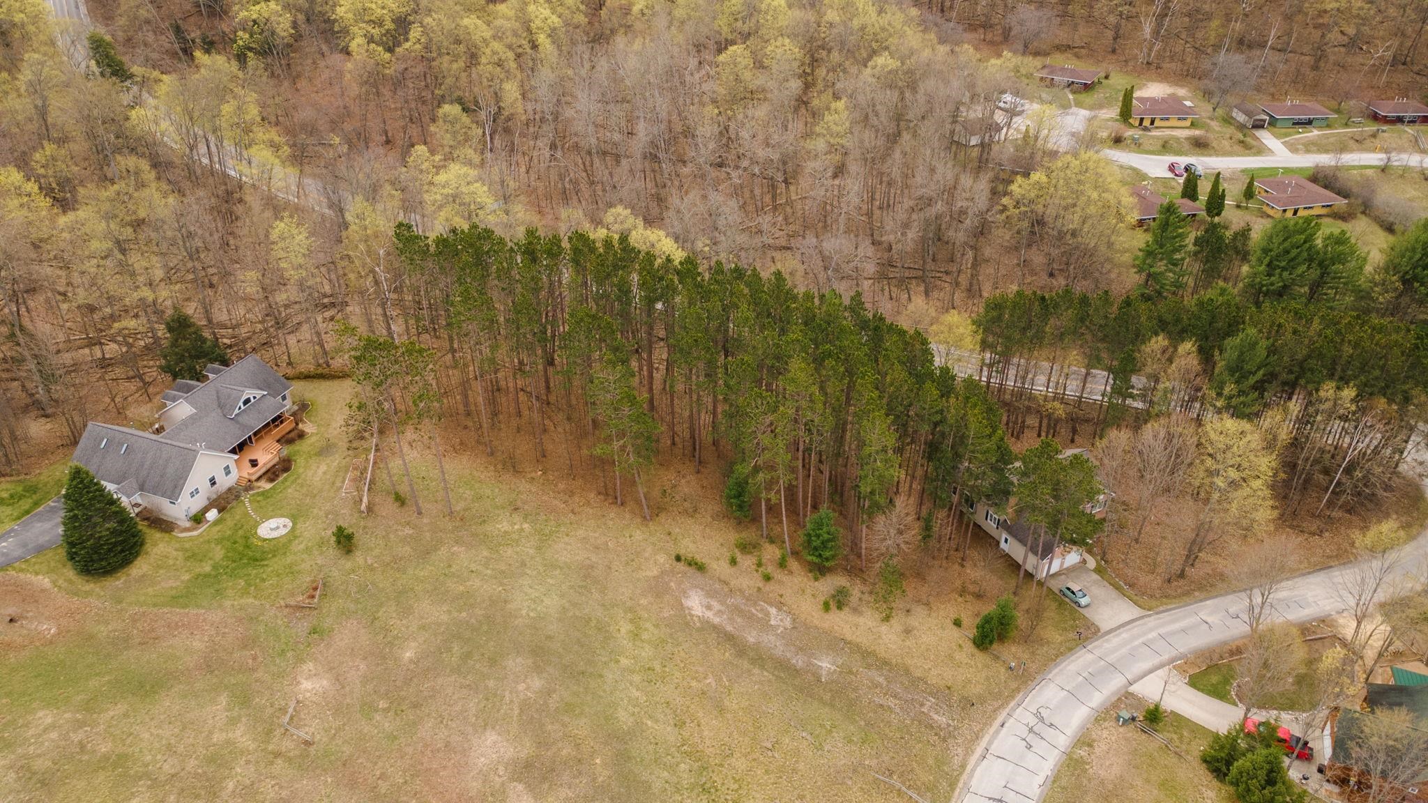 main property photo 4