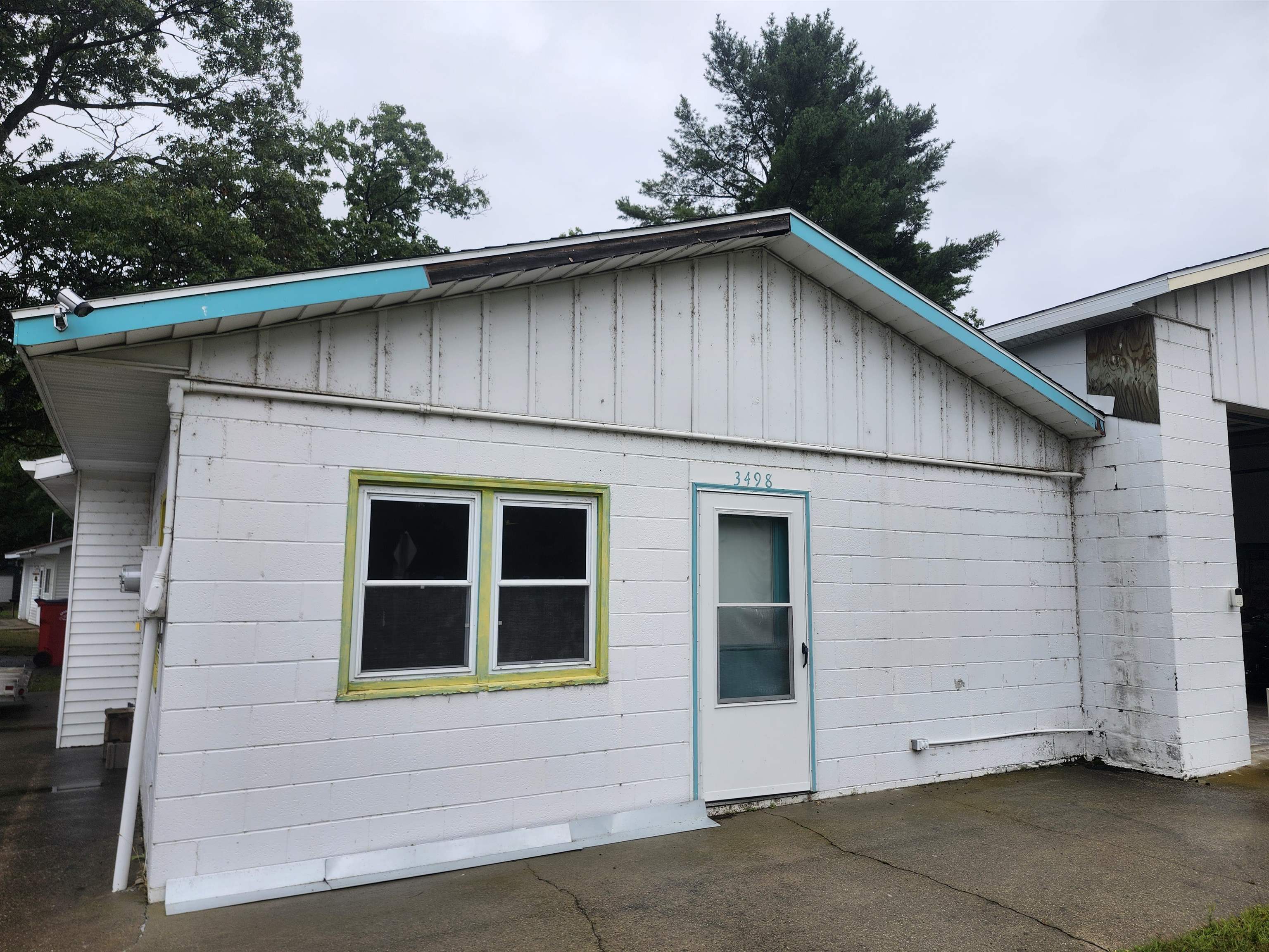 main property photo 9