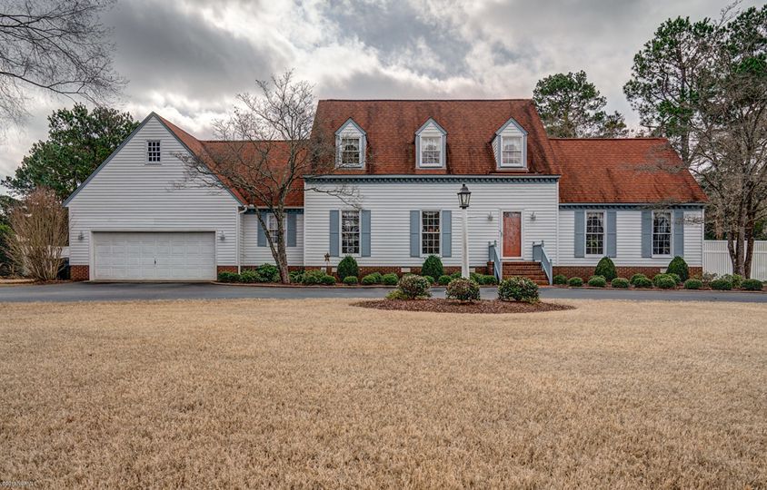 5510 Silver Lake Ct, Wilson, NC 27896