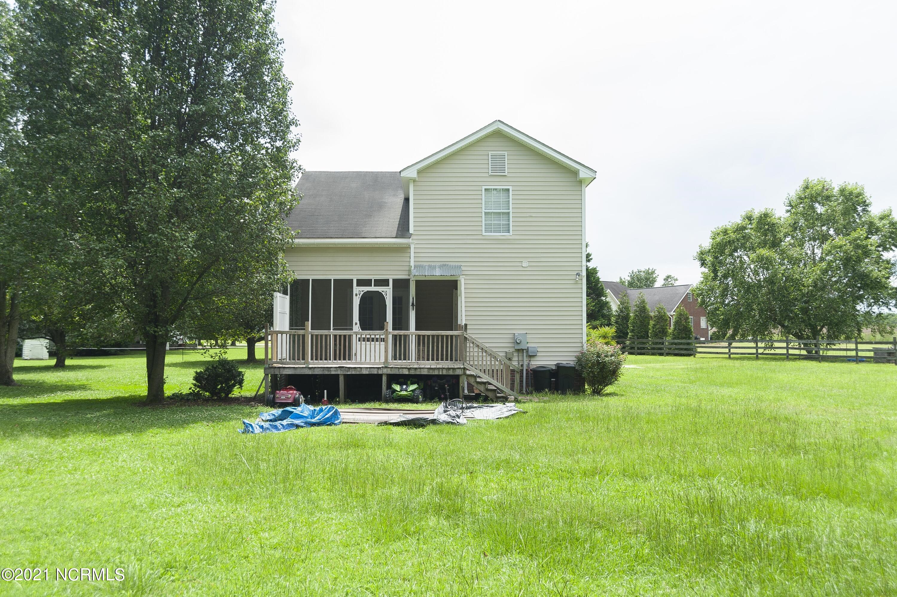 main property photo 28