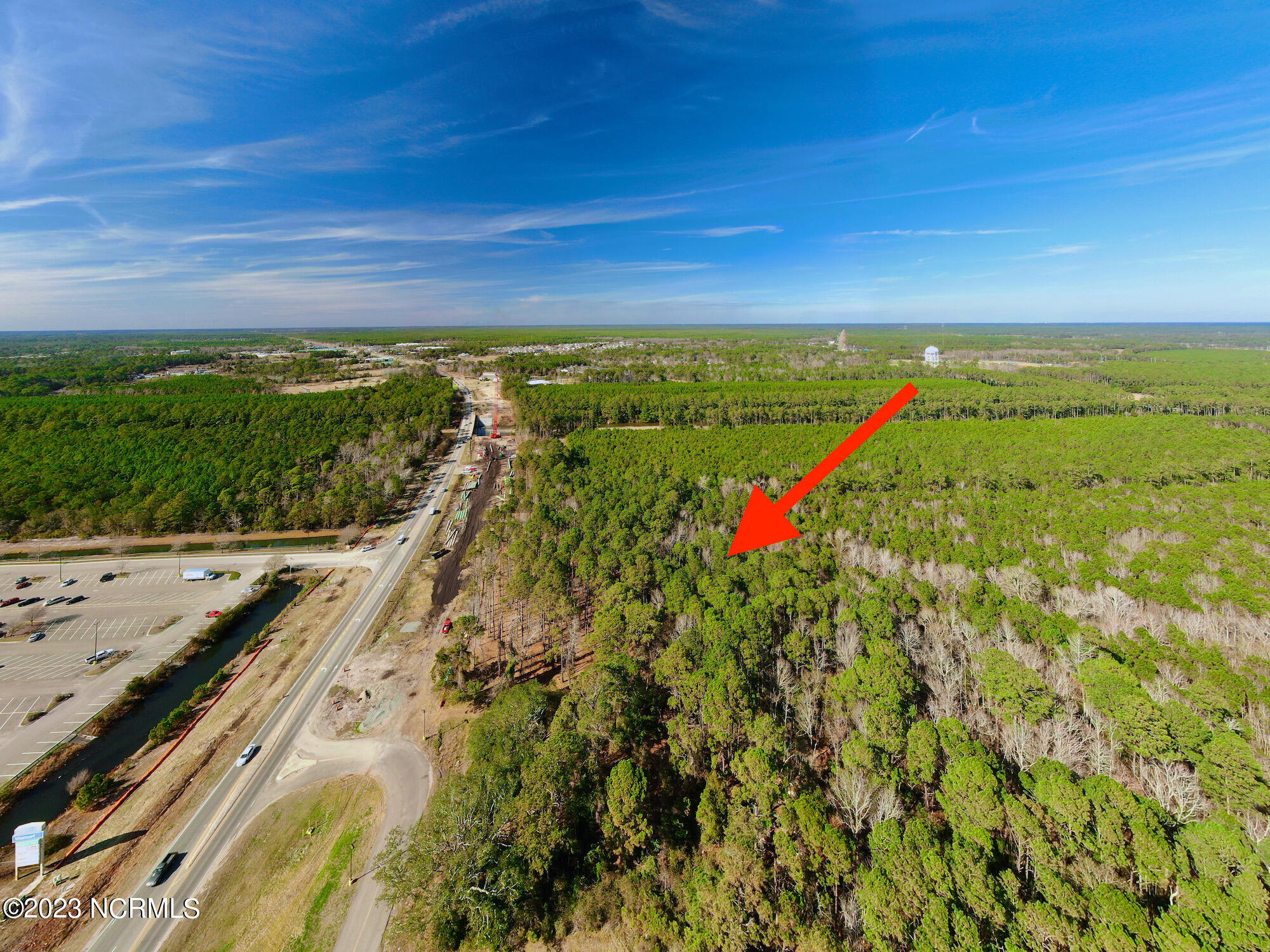 main property photo 9