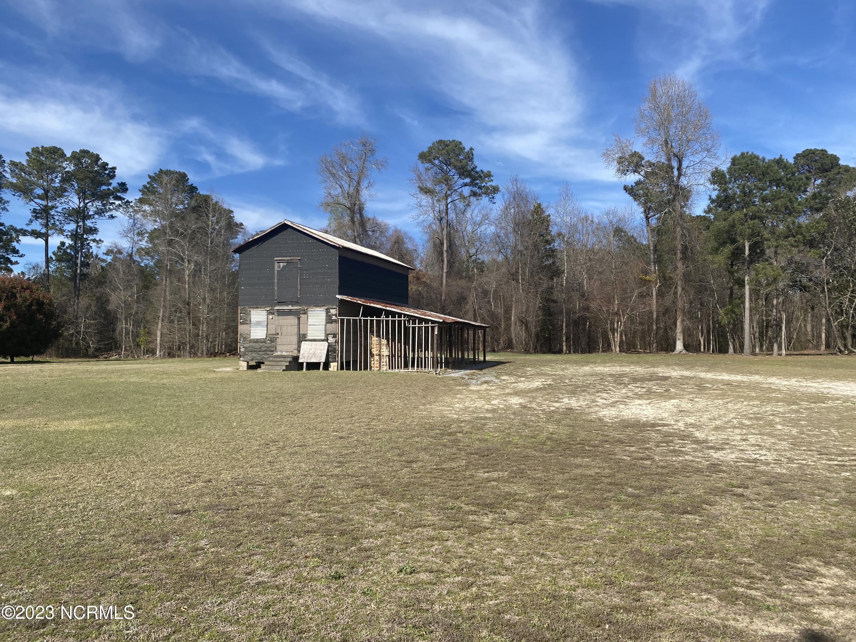 main property photo 5