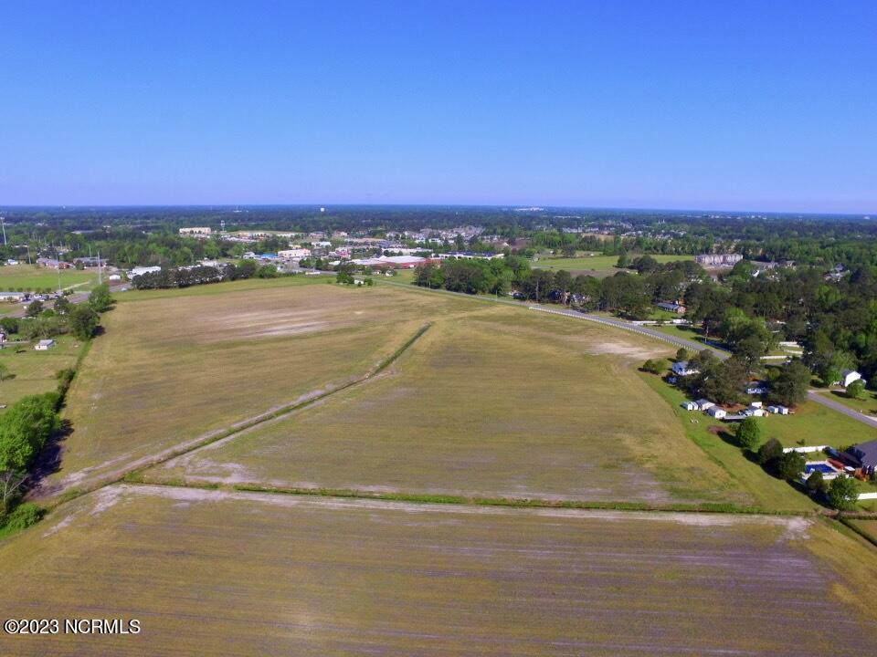 main property photo 11