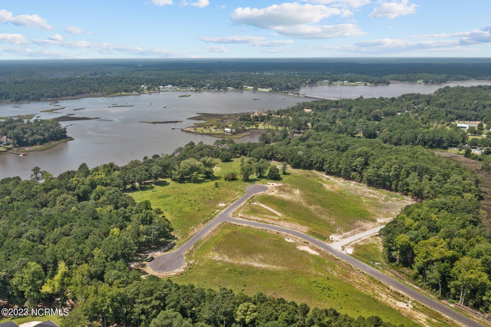 main property photo 10