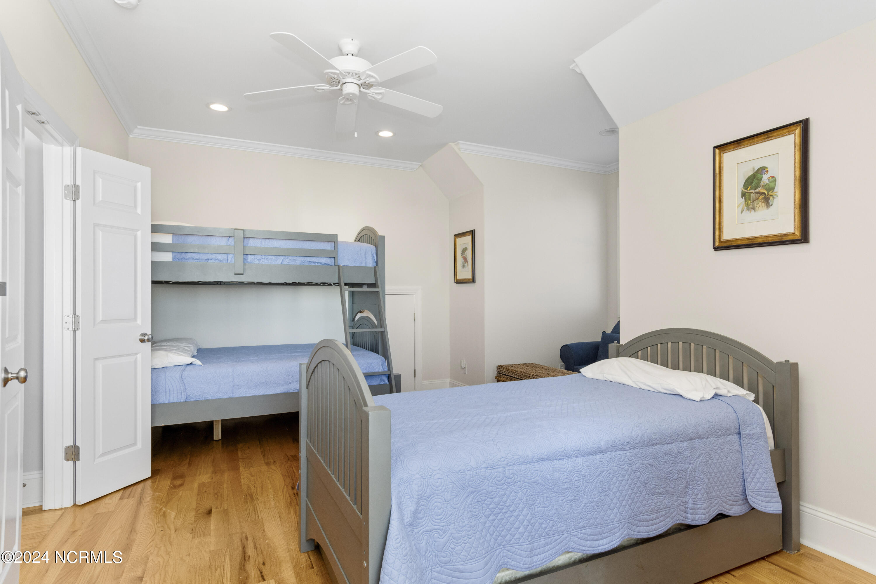 main property photo 63