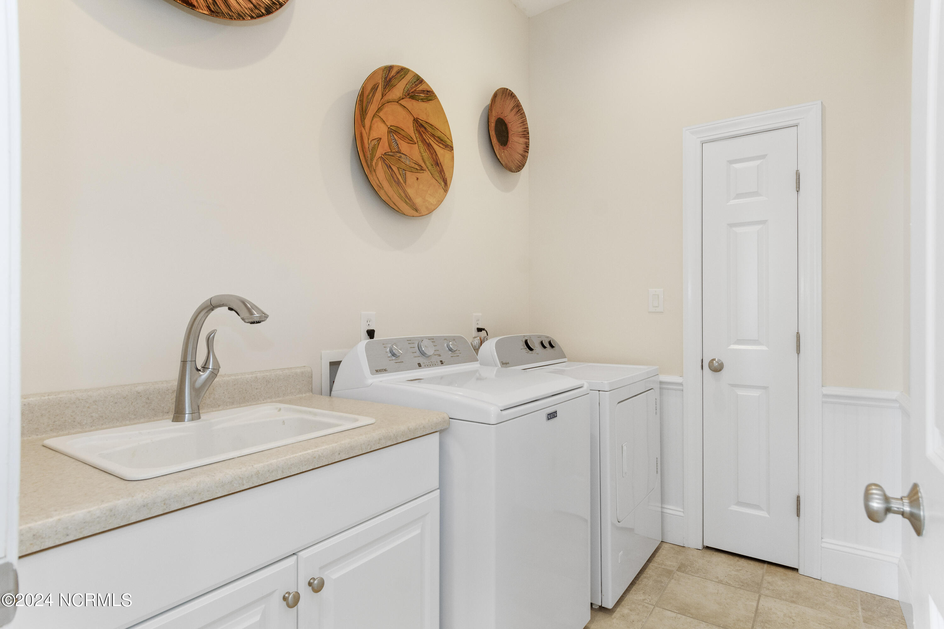 main property photo 64