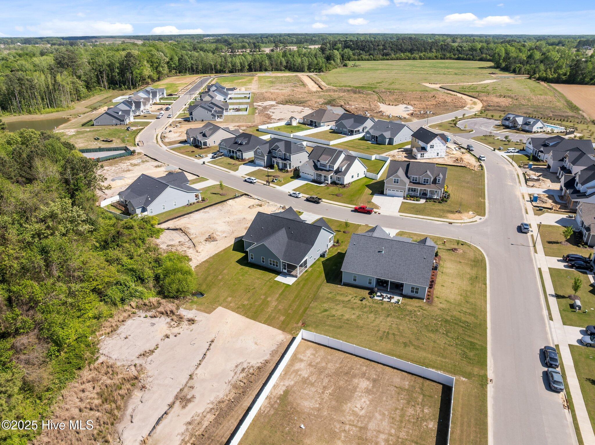 main property photo 8