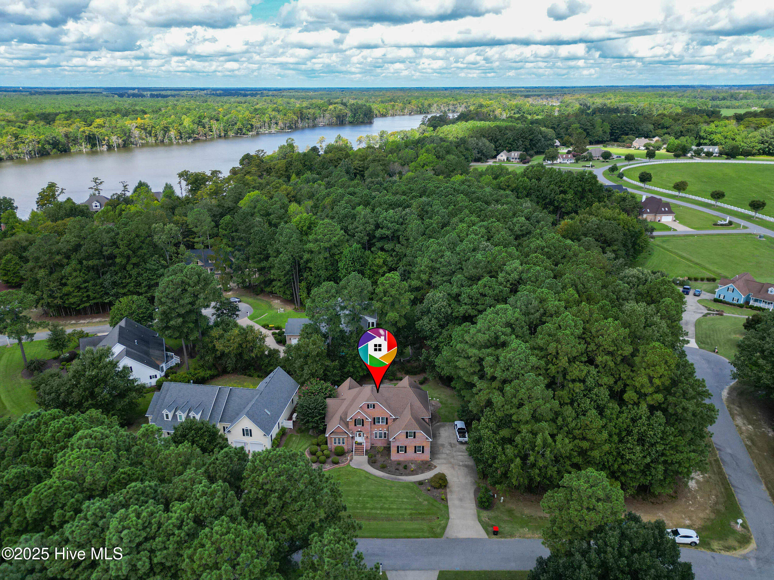 main property photo 50