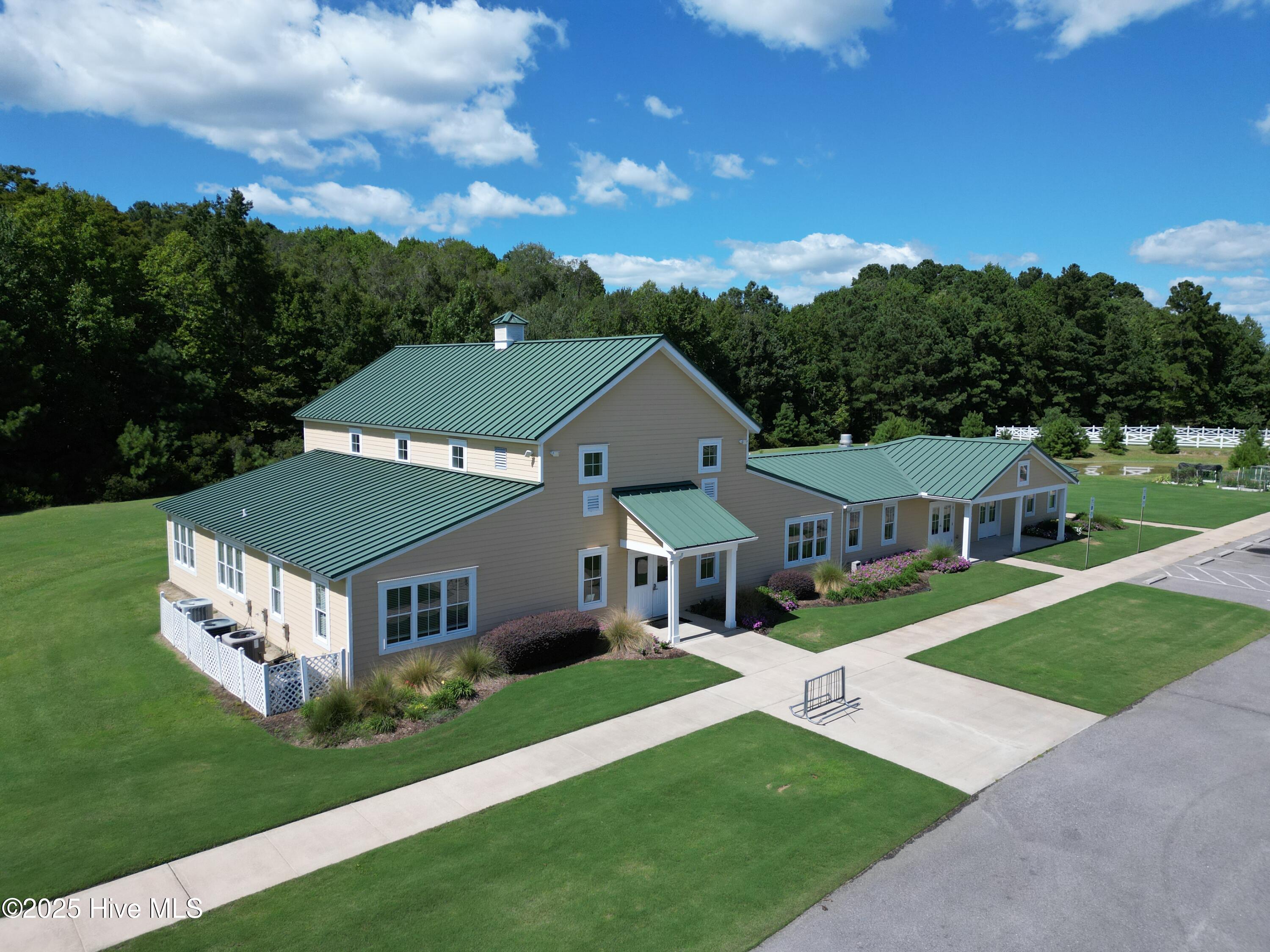 main property photo 59