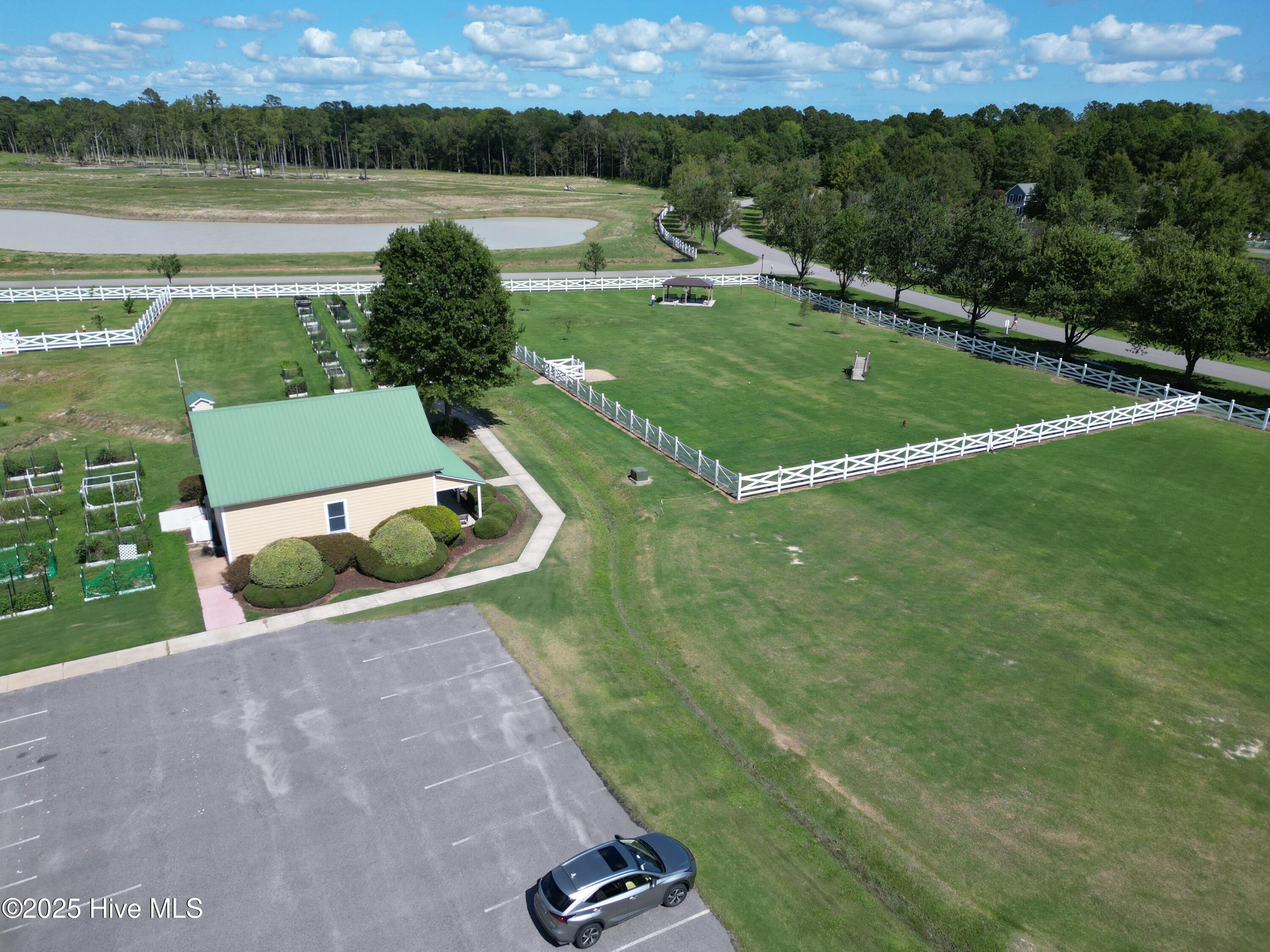 main property photo 60