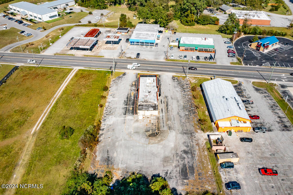 main property photo 17