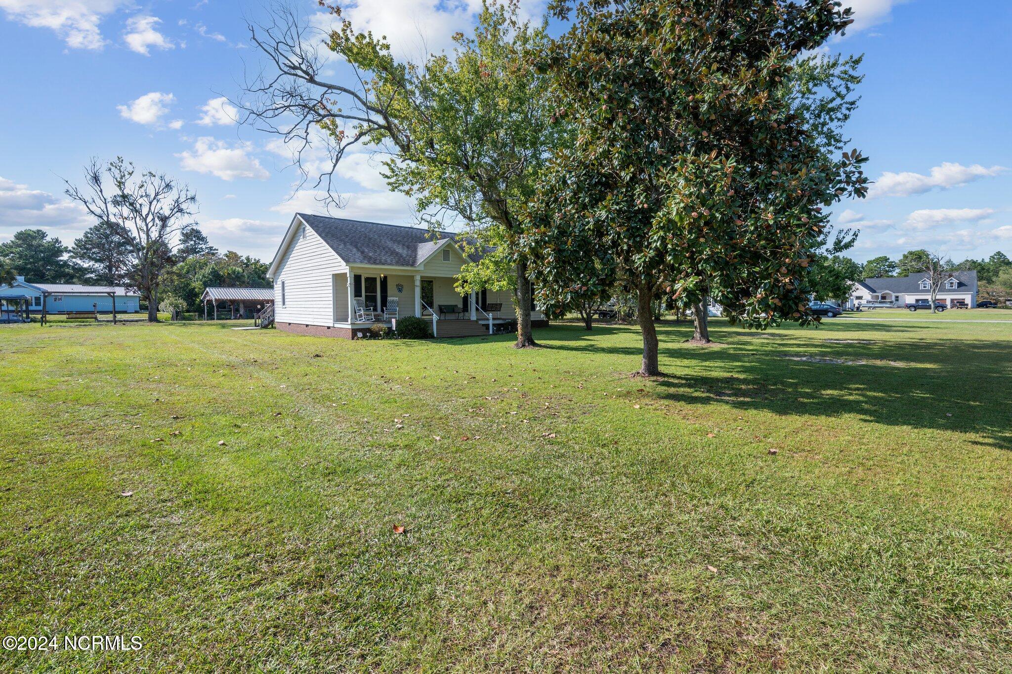 main property photo 10