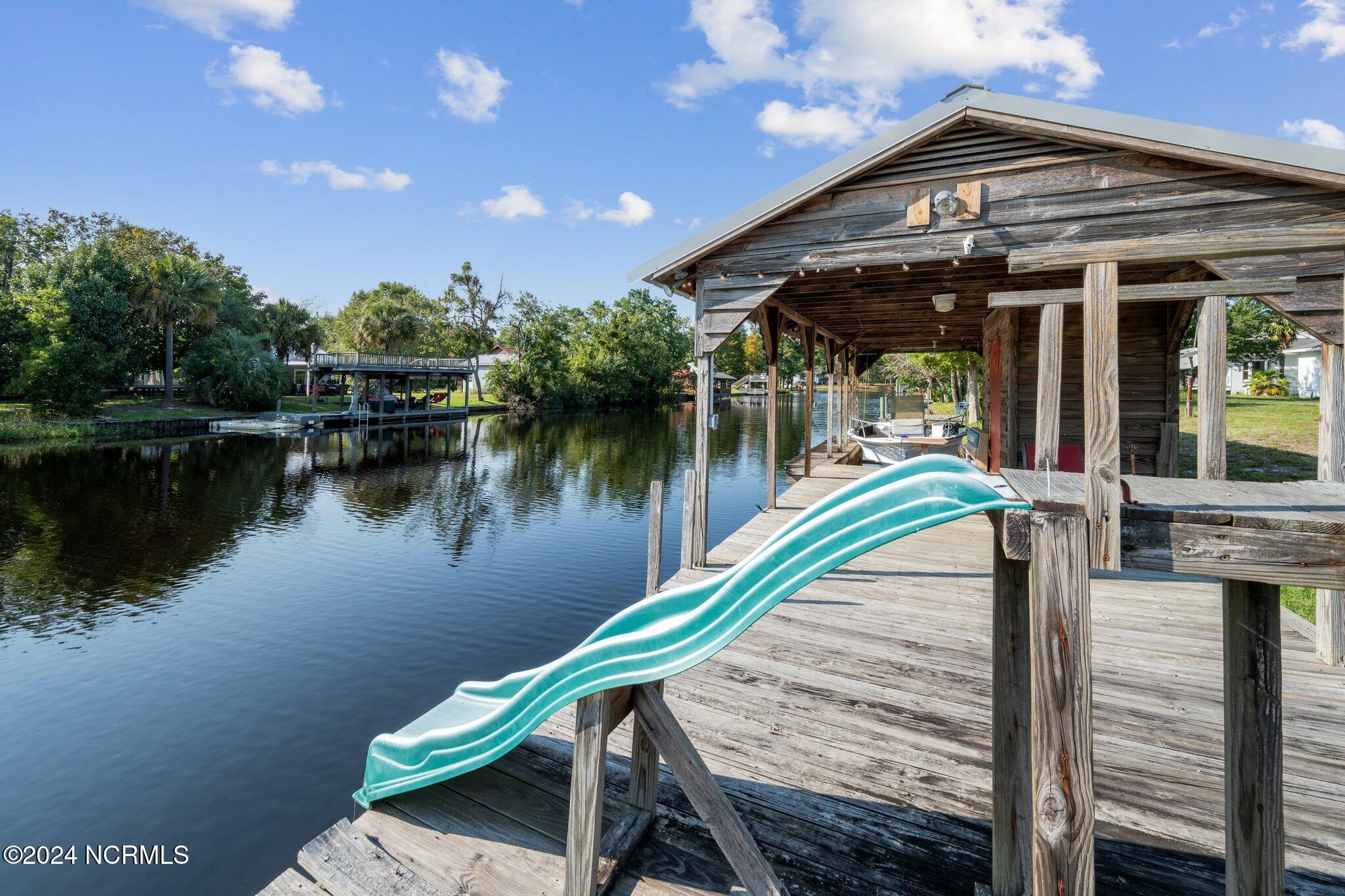 main property photo 39