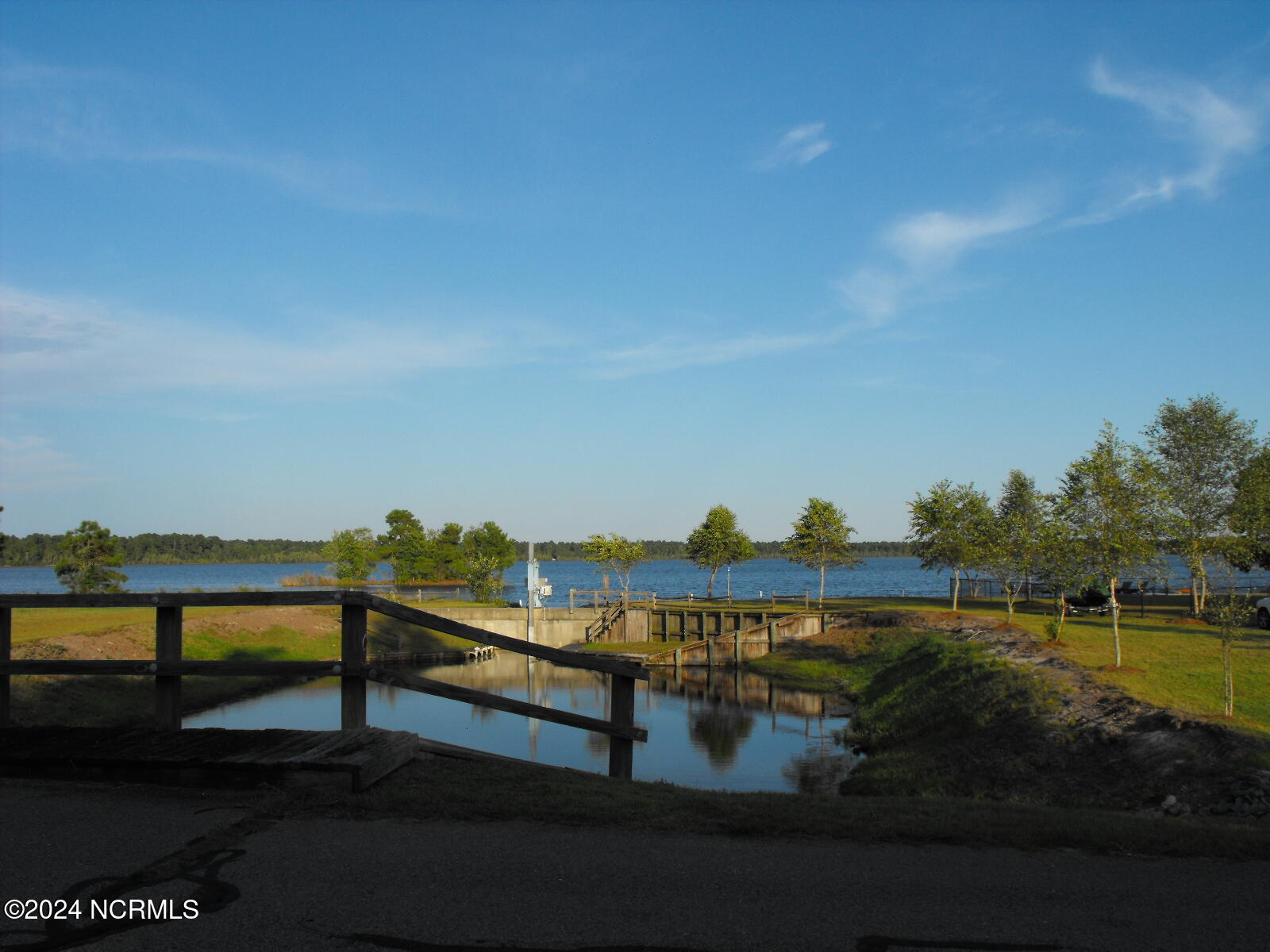 main property photo 76
