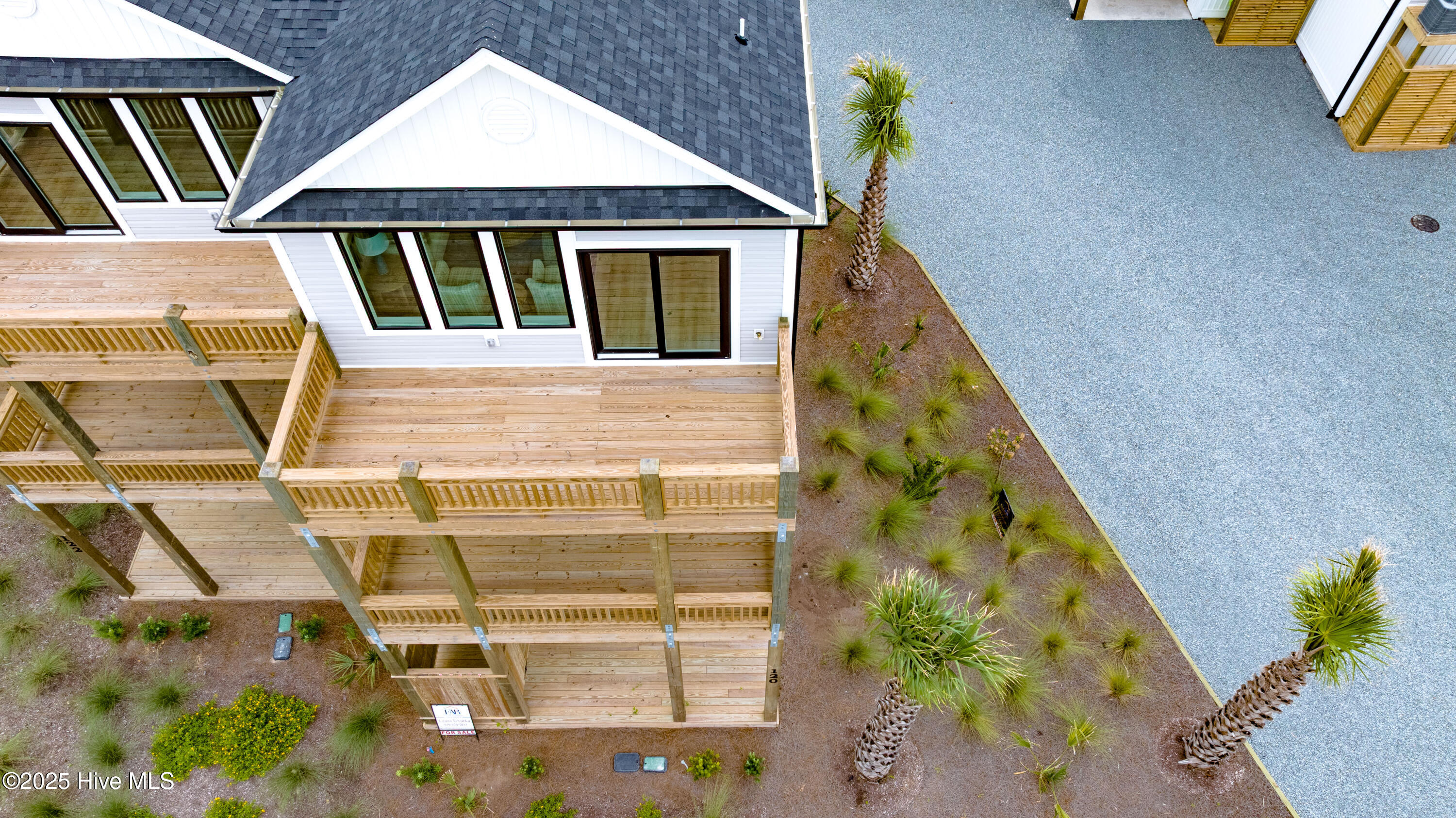 main property photo 76