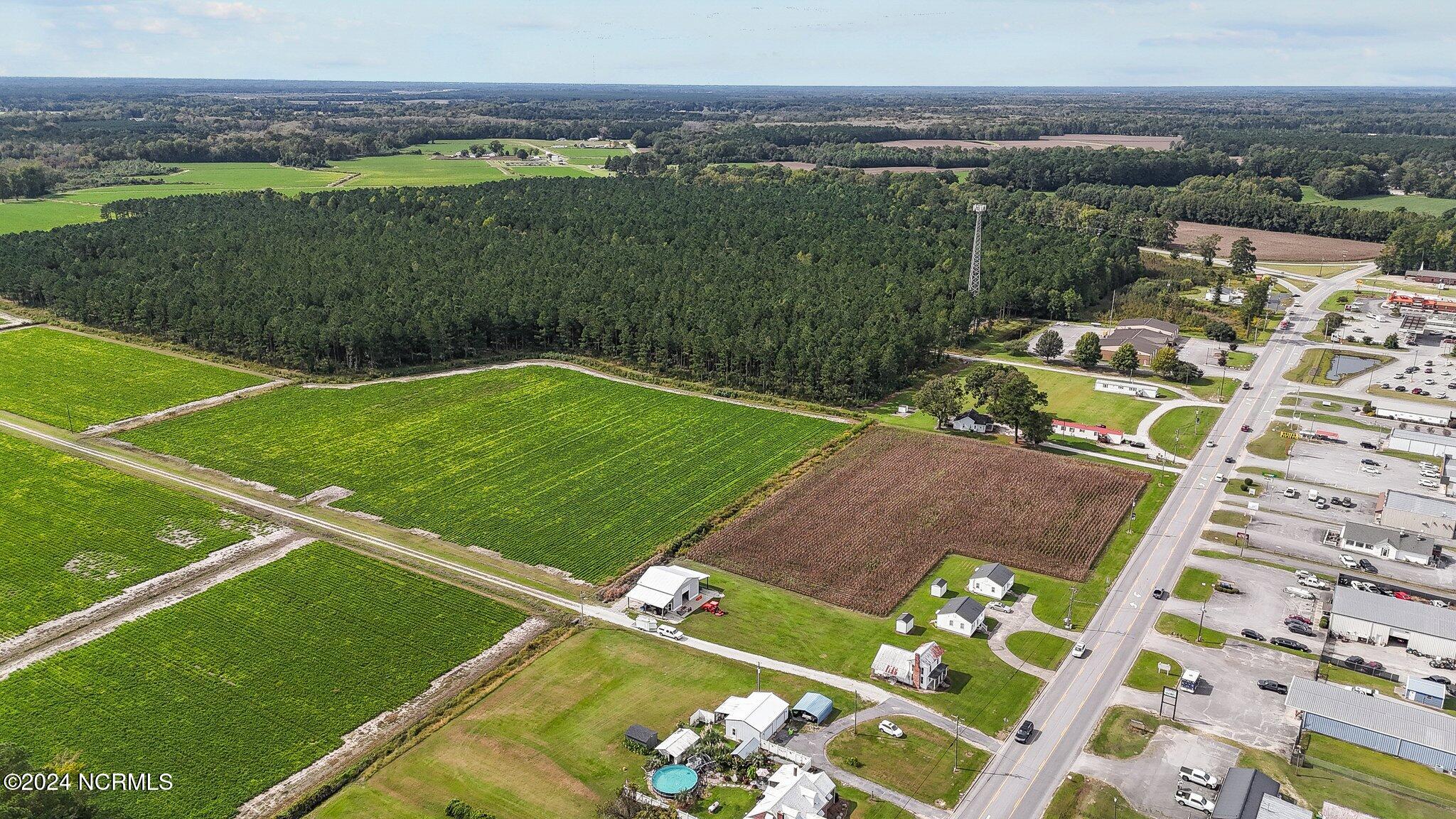main property photo 10