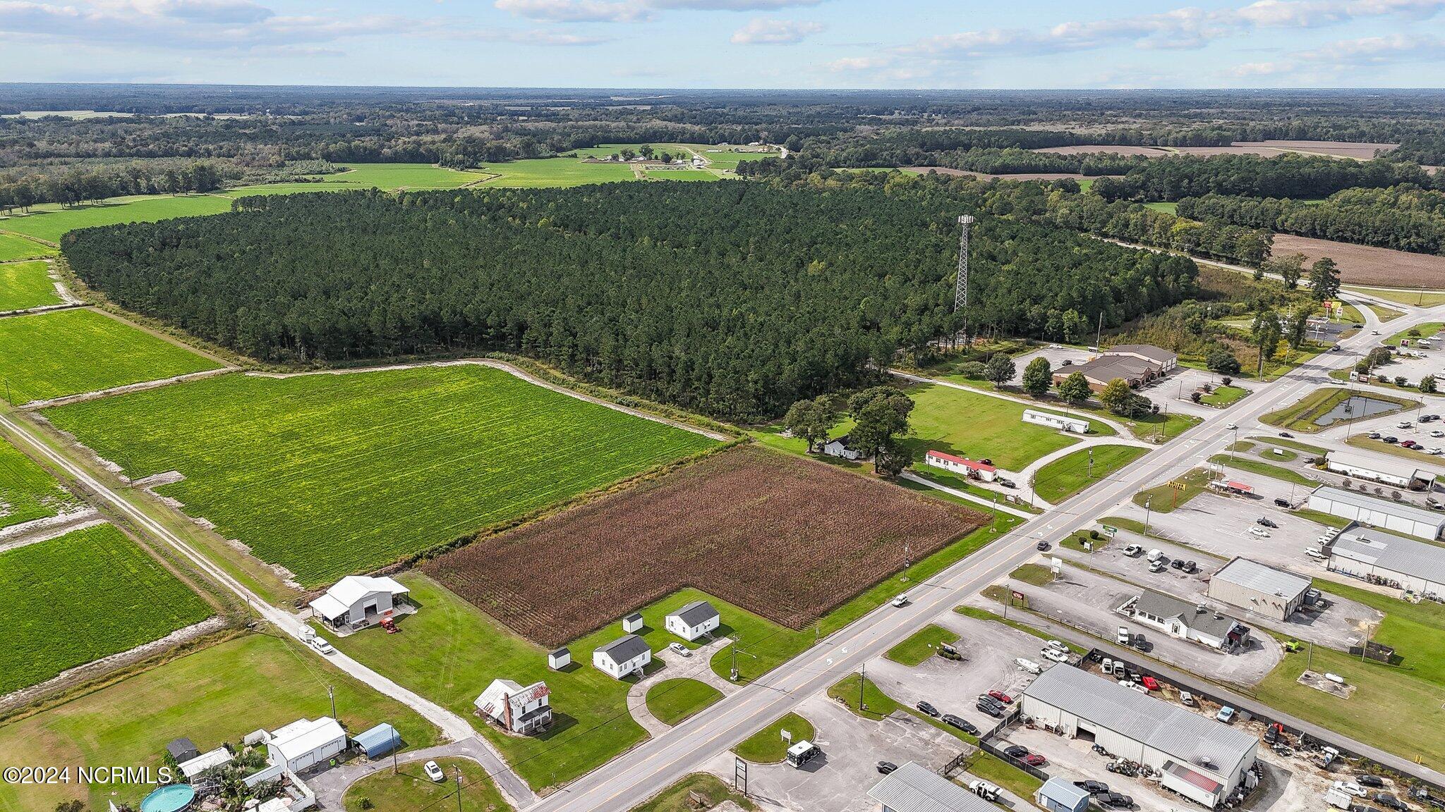 main property photo 8