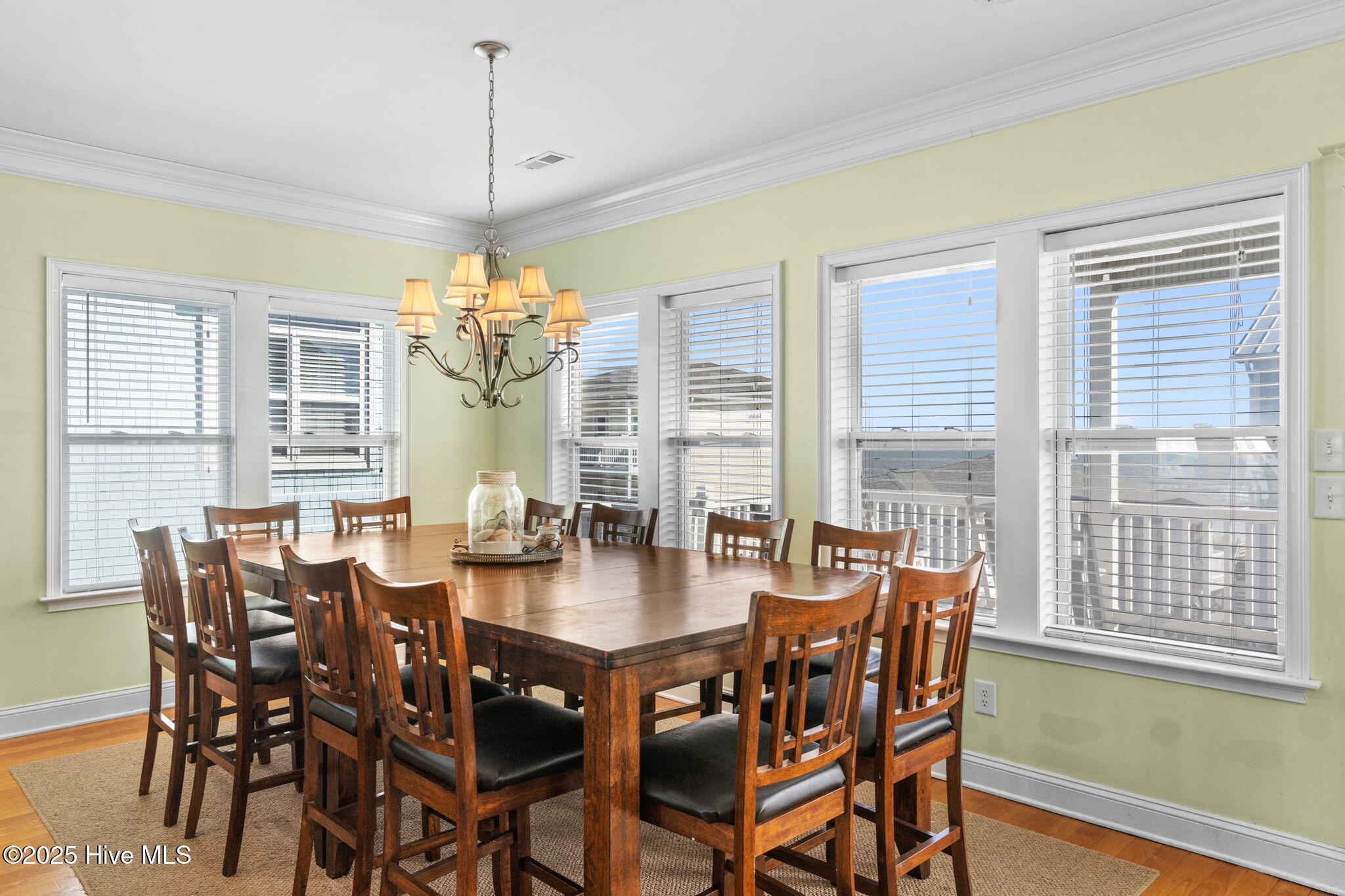 property viewer photo 7