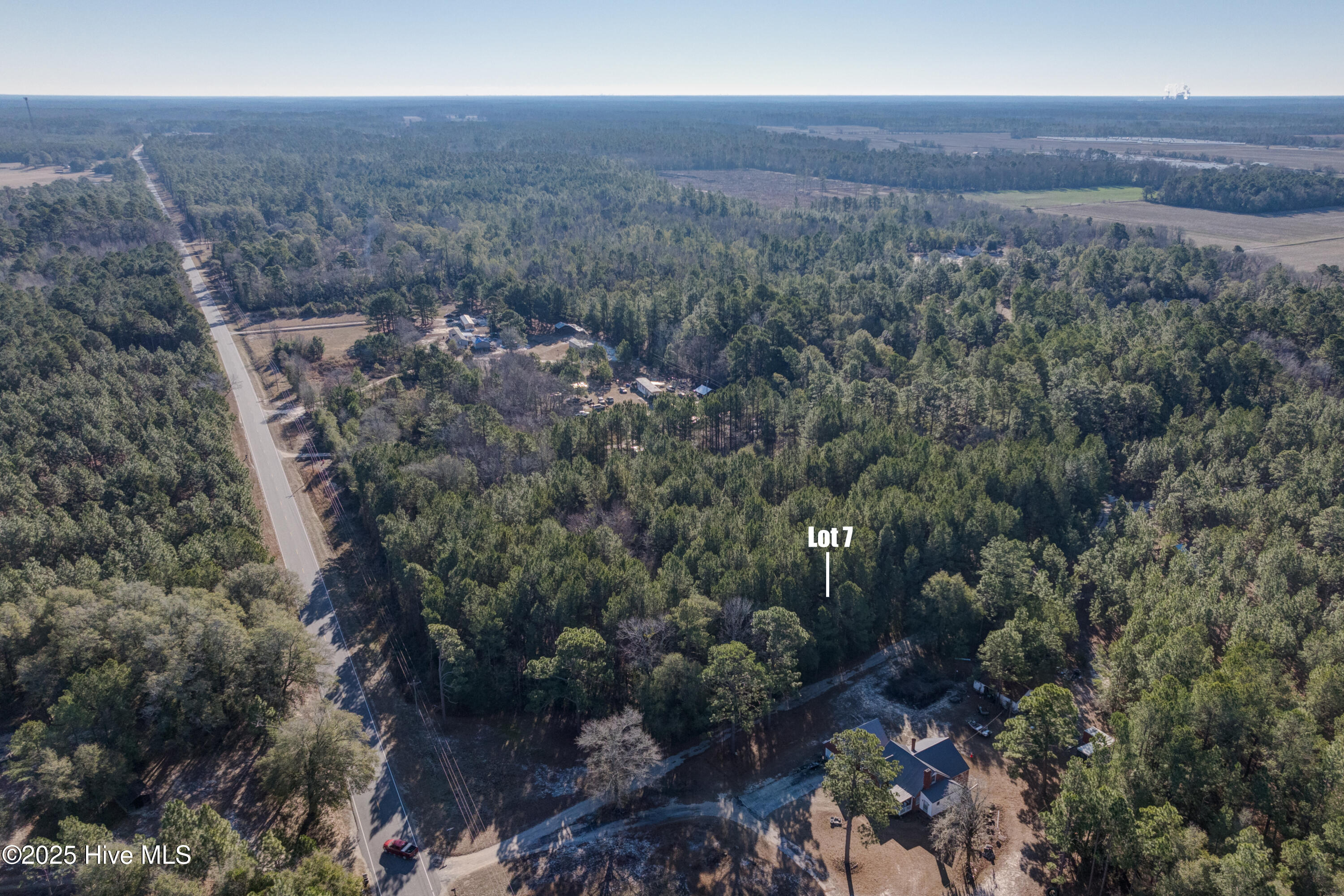 main property photo 37