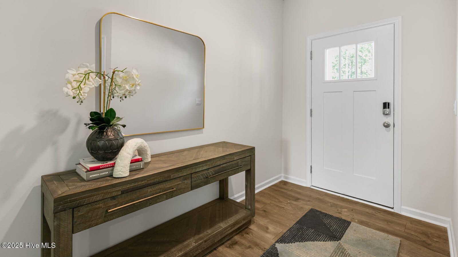 property viewer photo 1