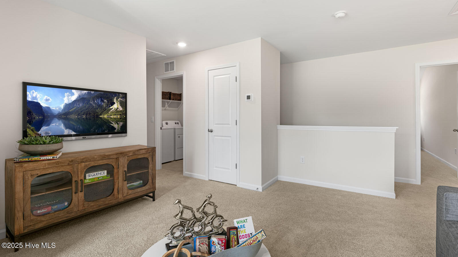property viewer photo 17