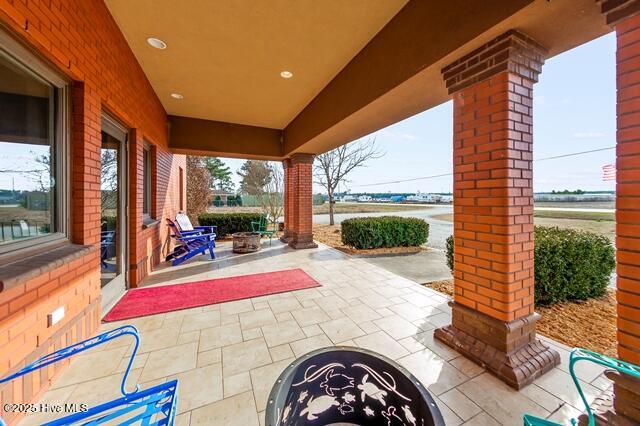 main property photo 10