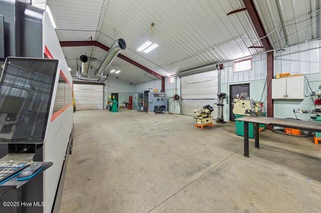 main property photo 24