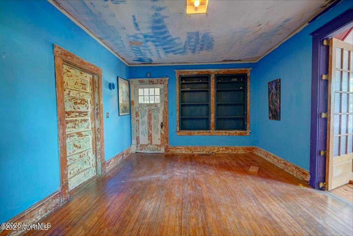 main property photo 7