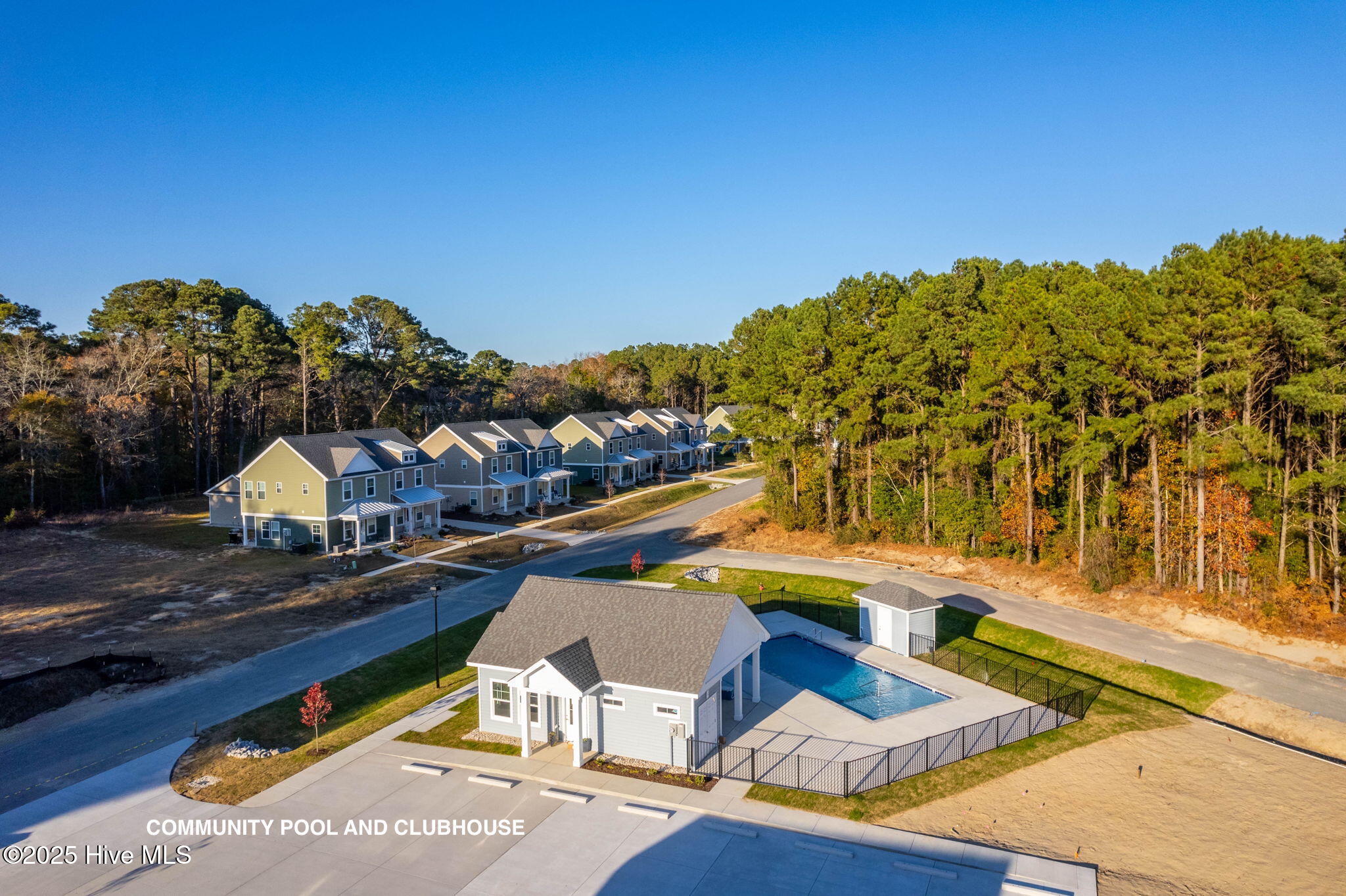 main property photo 10