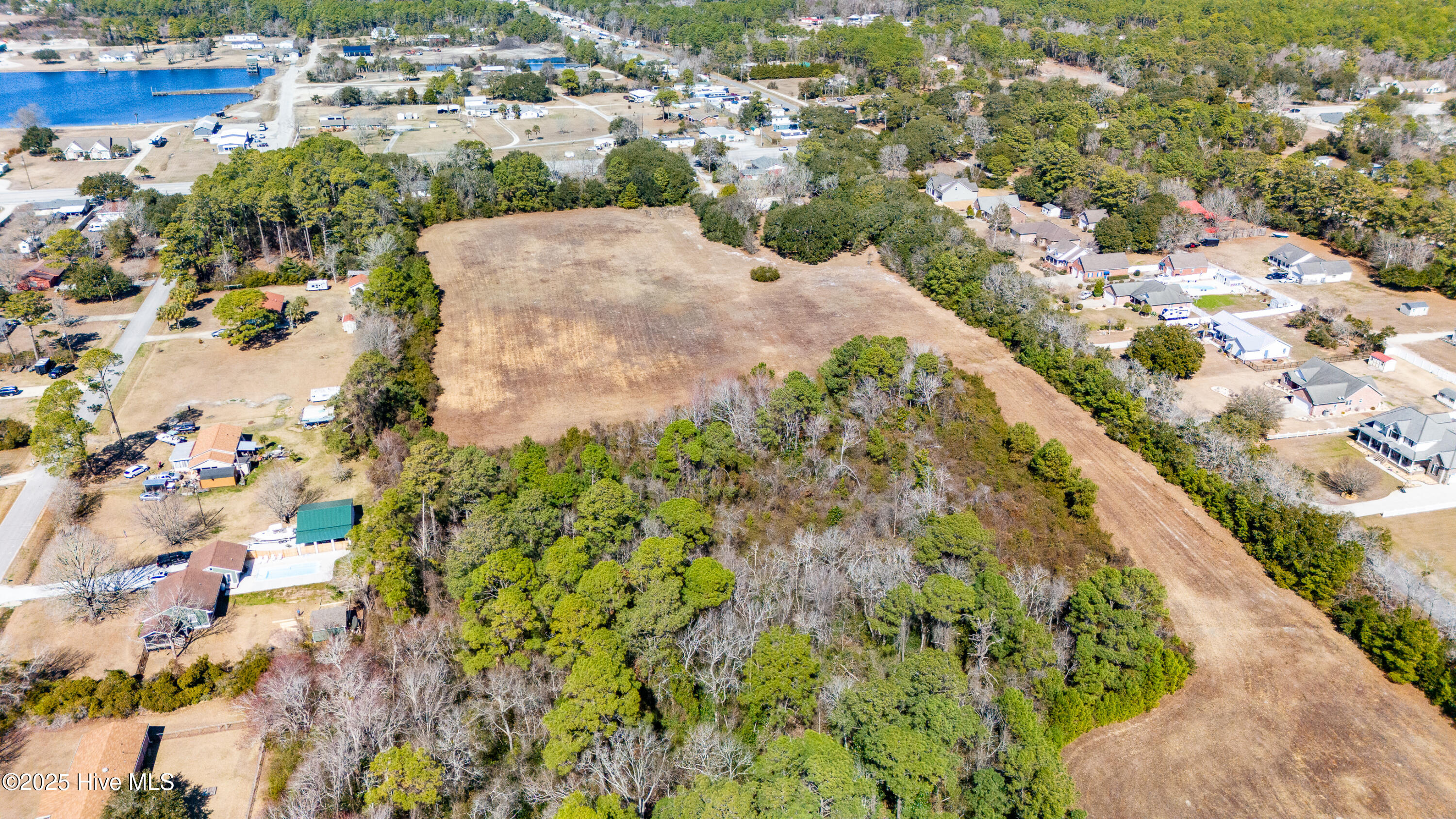 main property photo 37