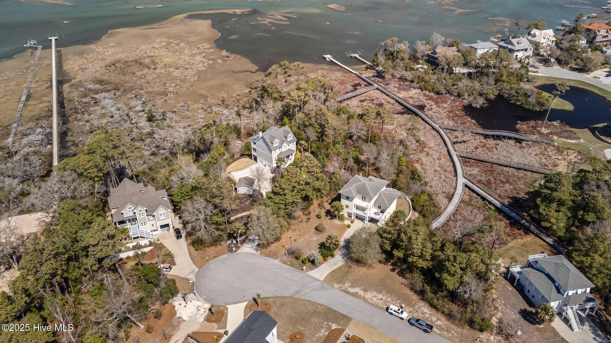 main property photo 31