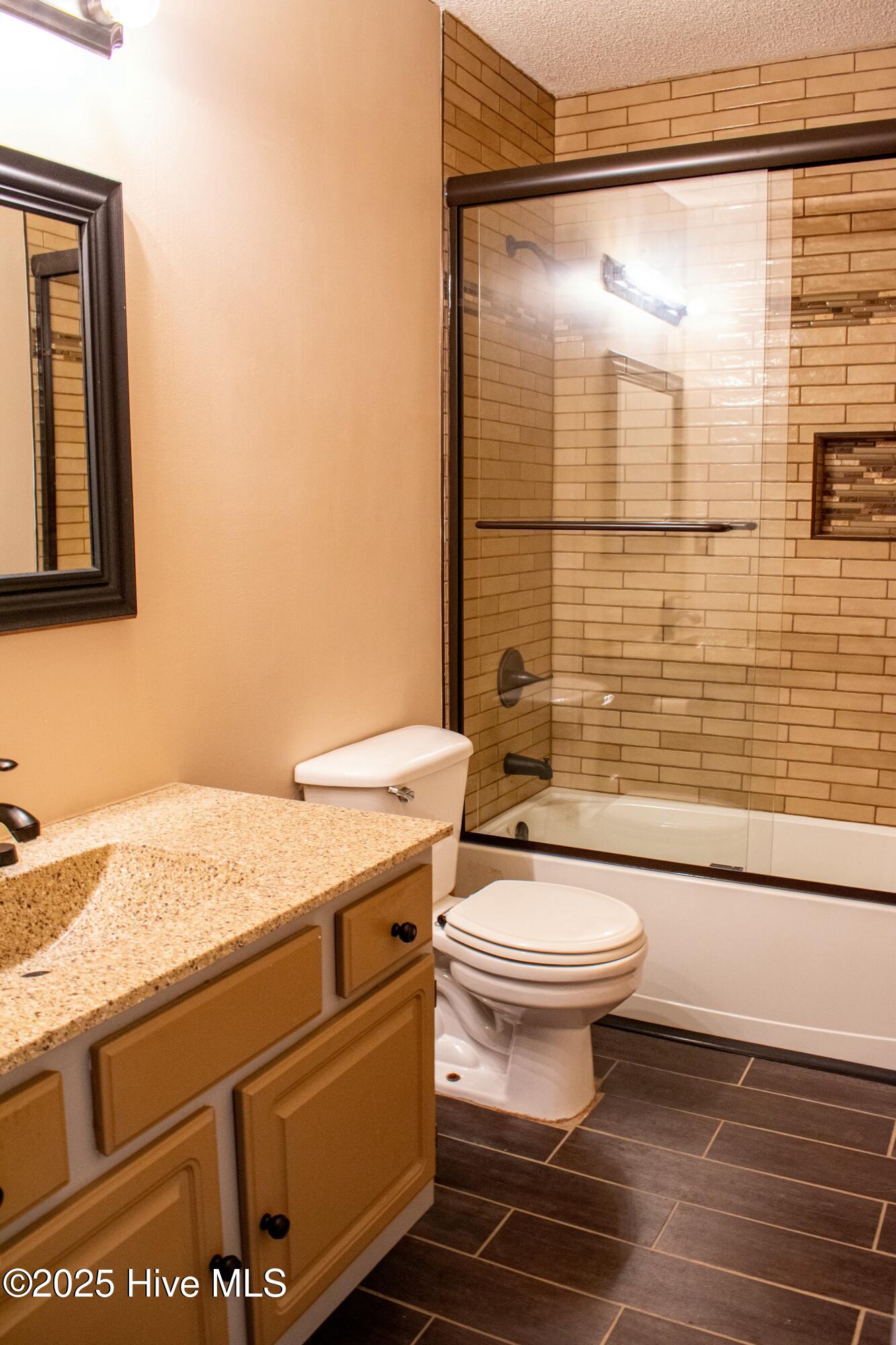 property viewer photo 19