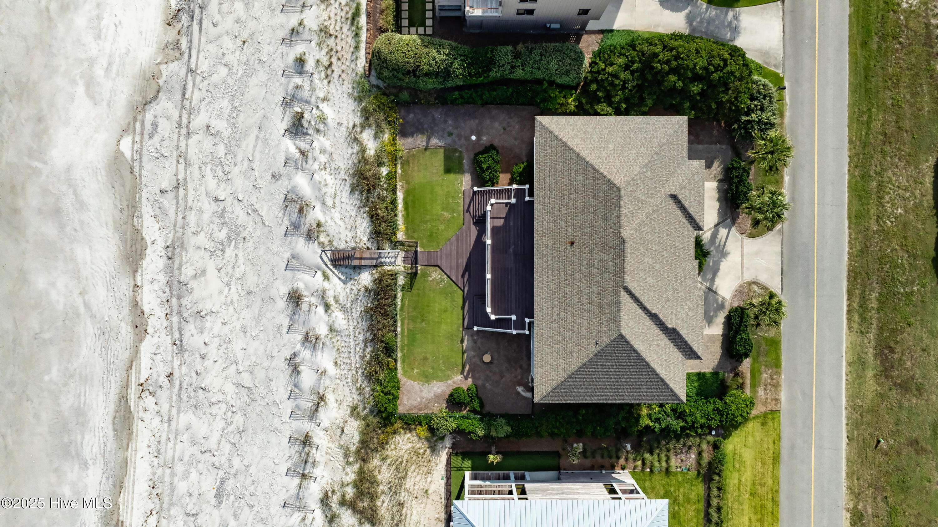 main property photo 73