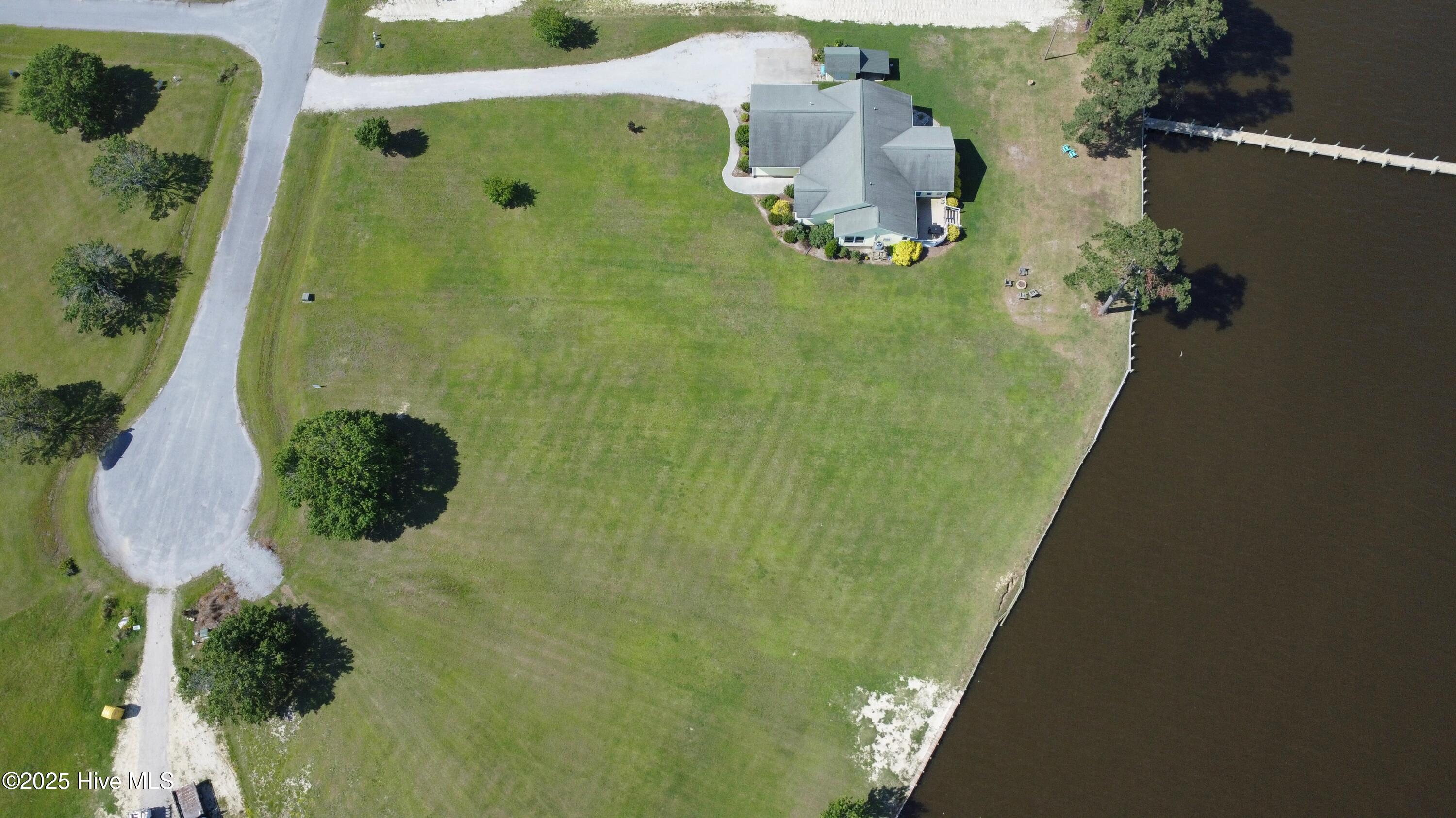main property photo 15