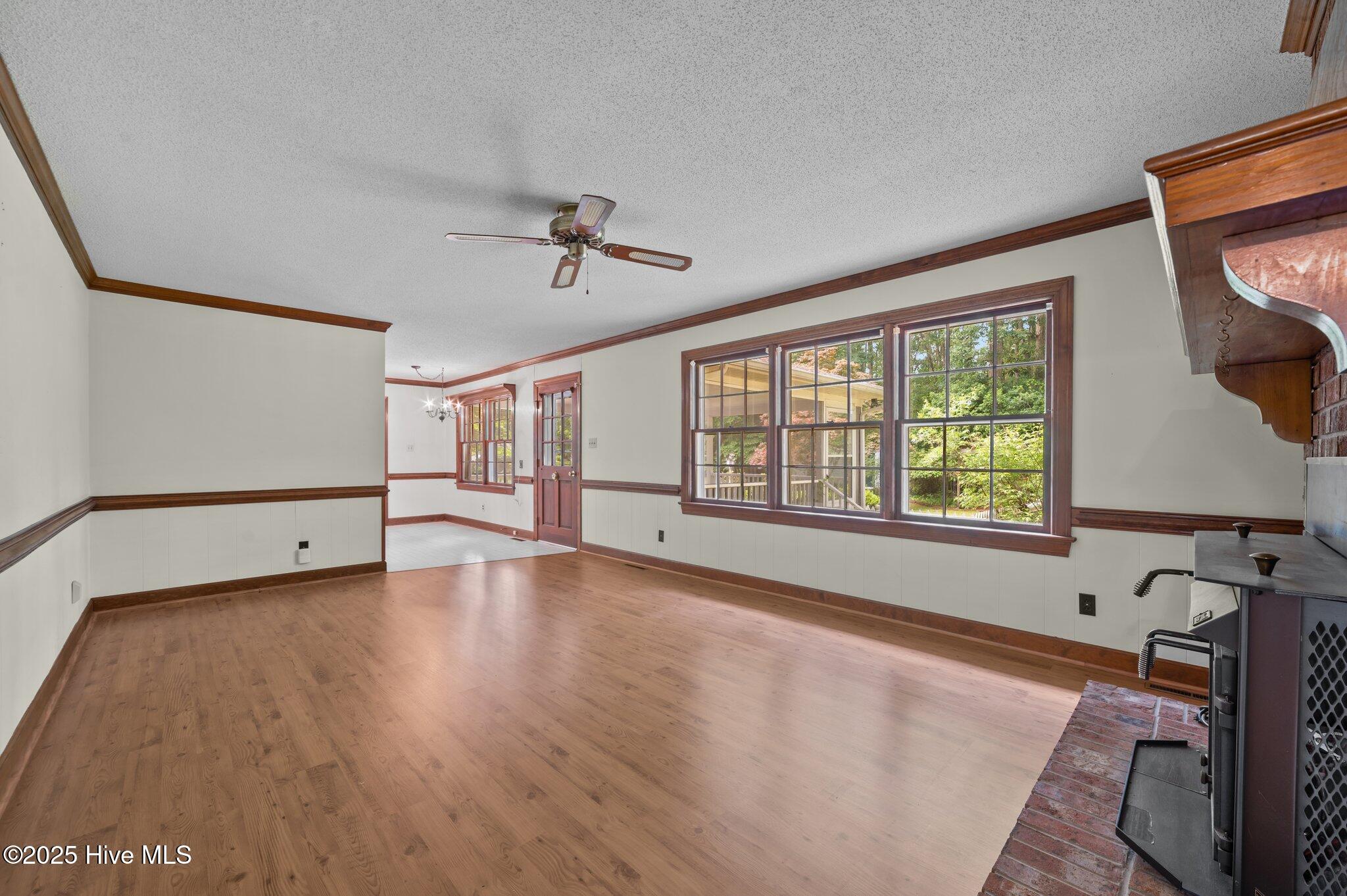 property viewer photo 23