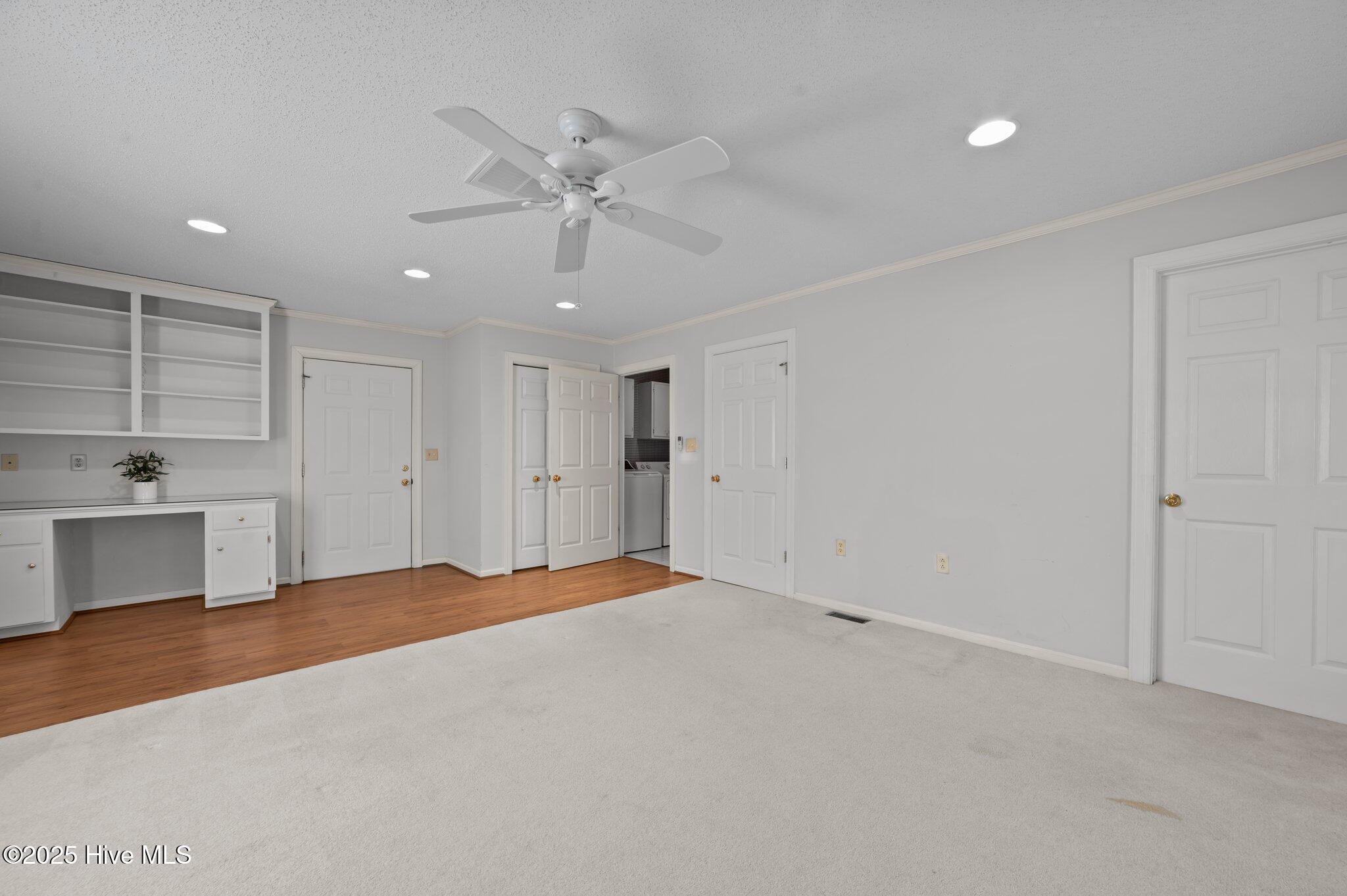 property viewer photo 41