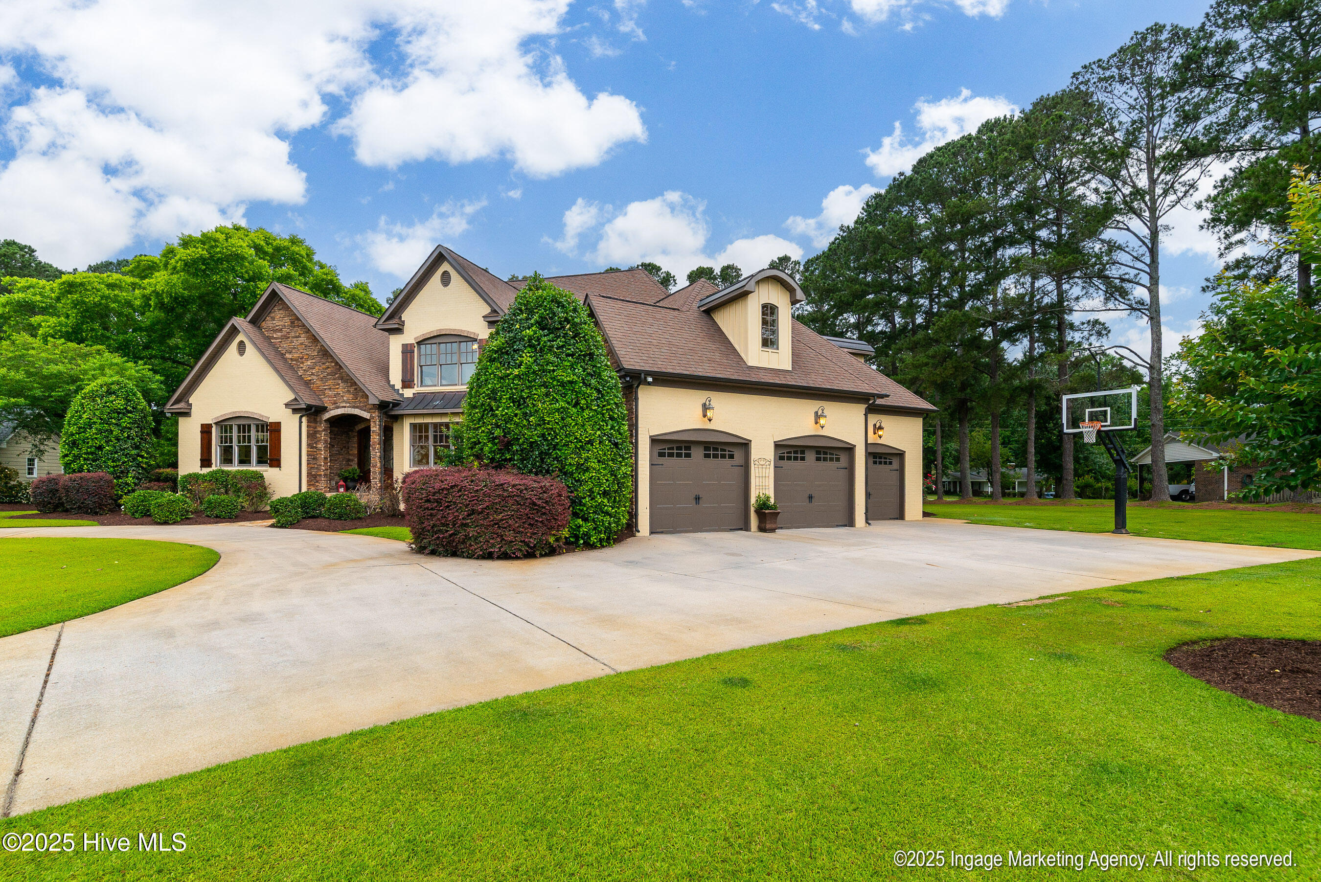 main property photo 70