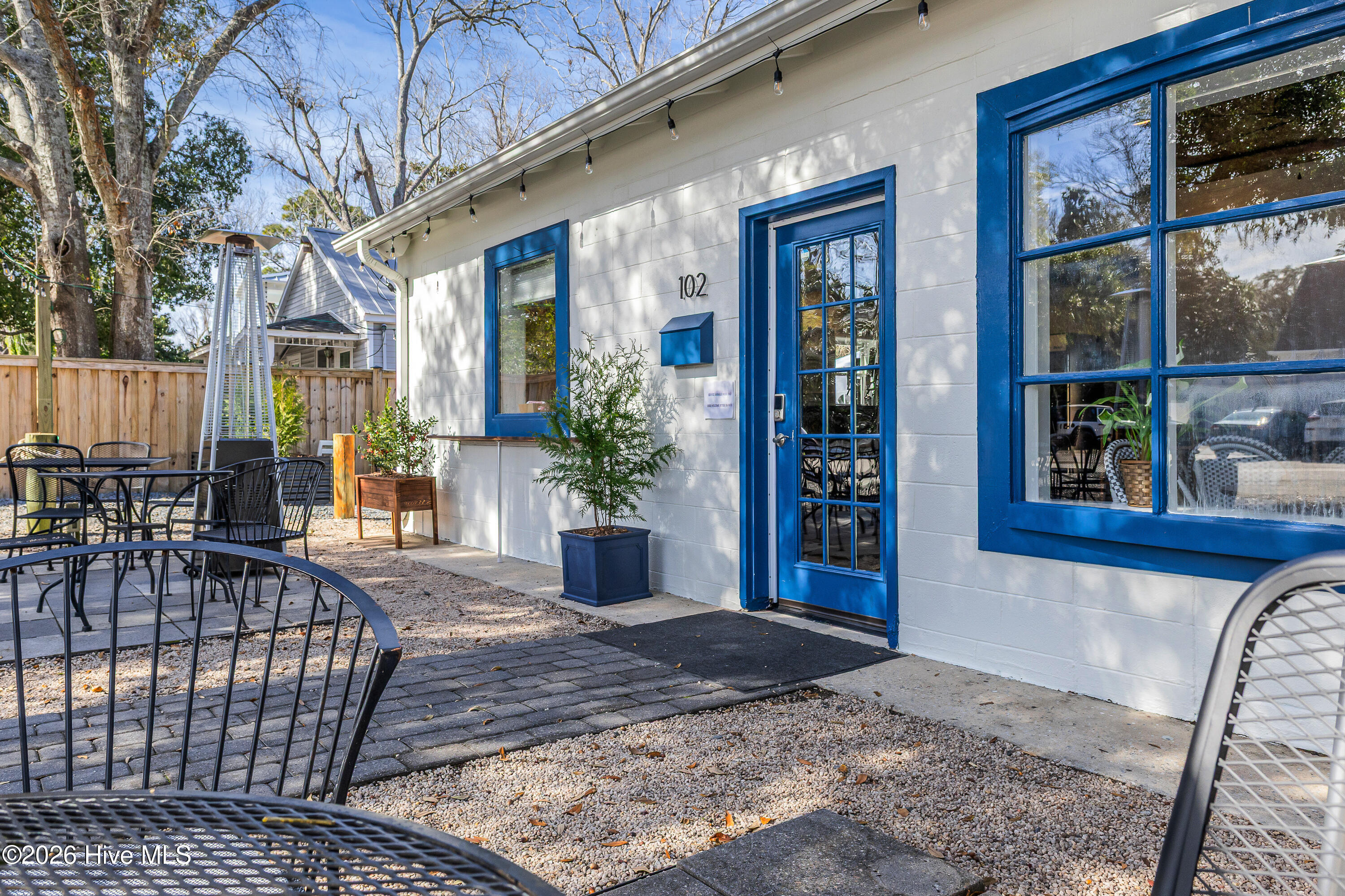 main property photo 17