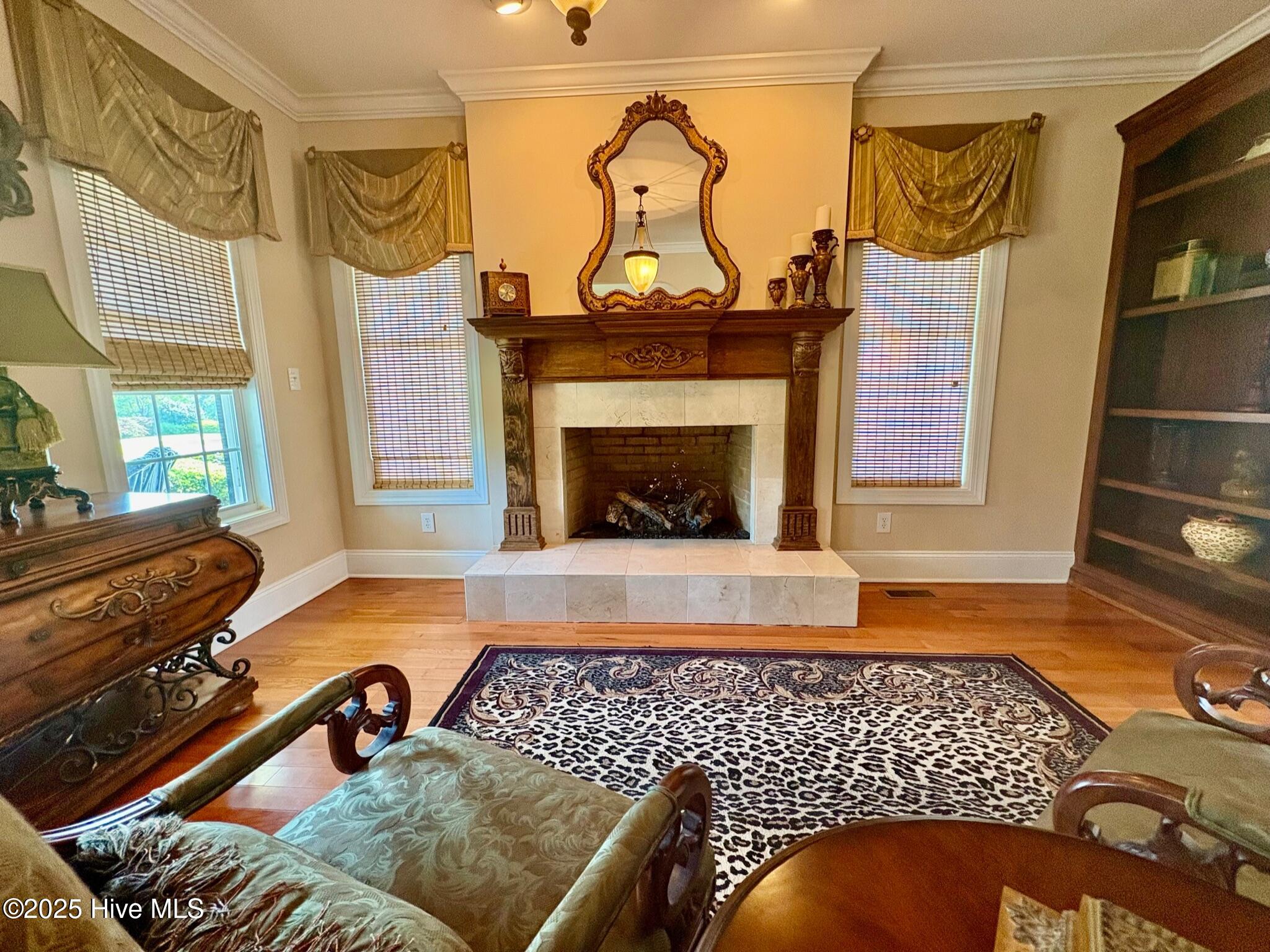 main property photo 12
