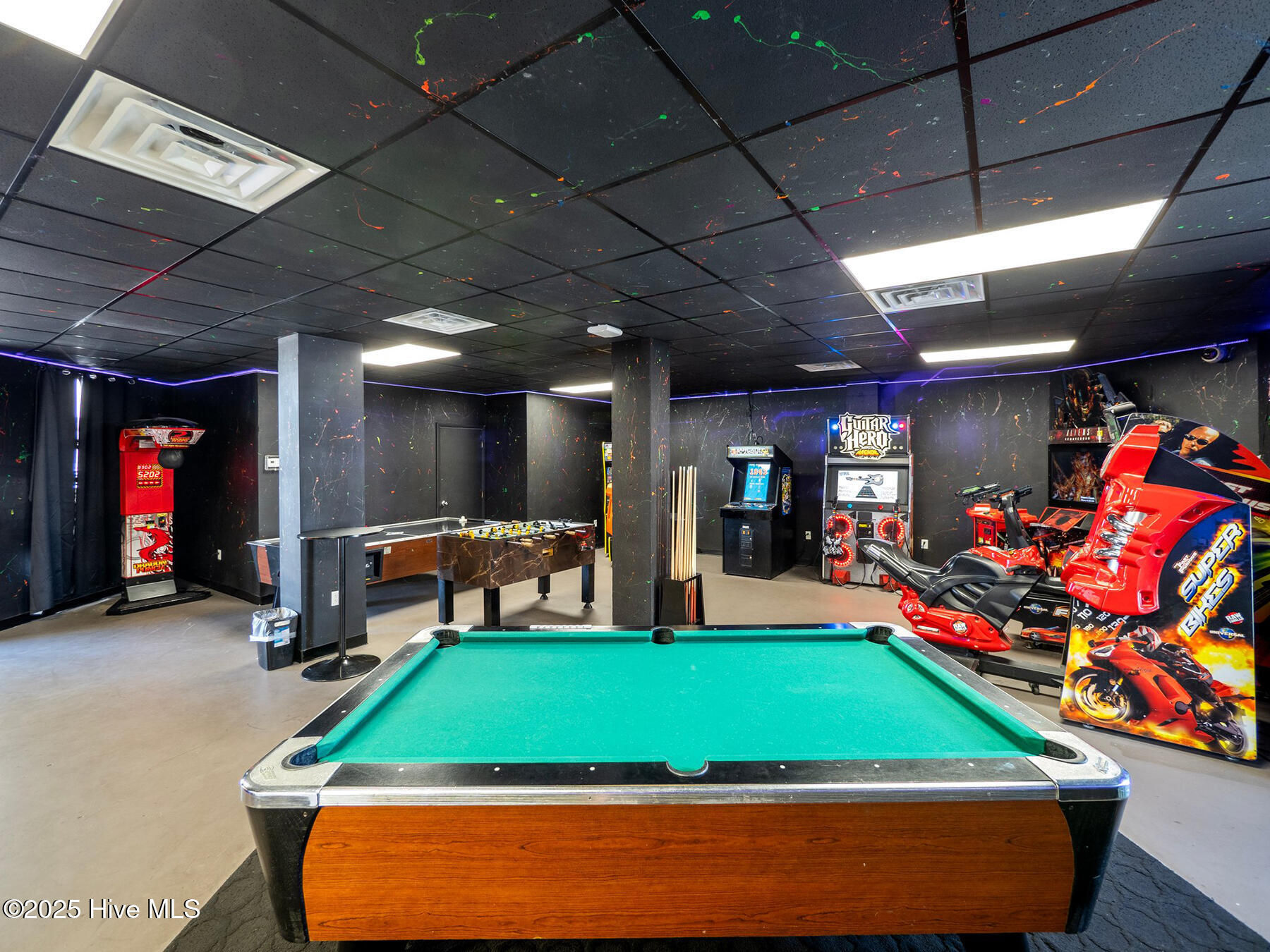 main property photo 47