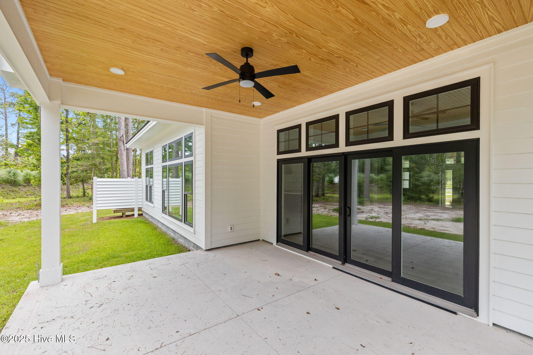 main property photo 42
