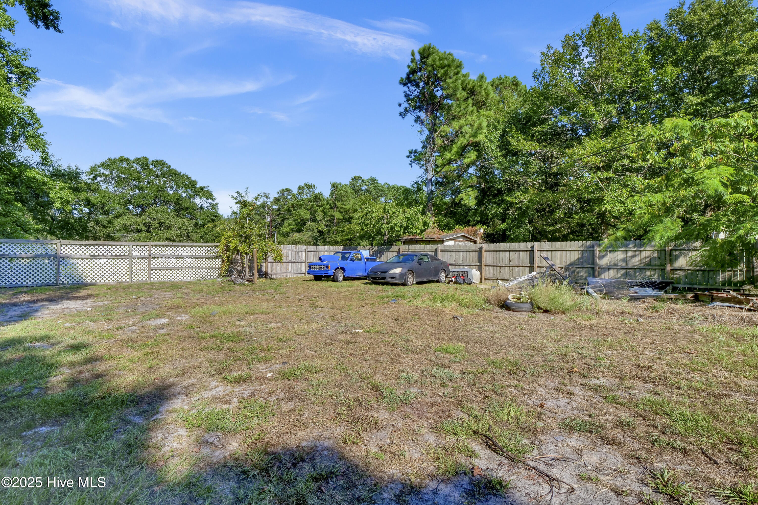 main property photo 29