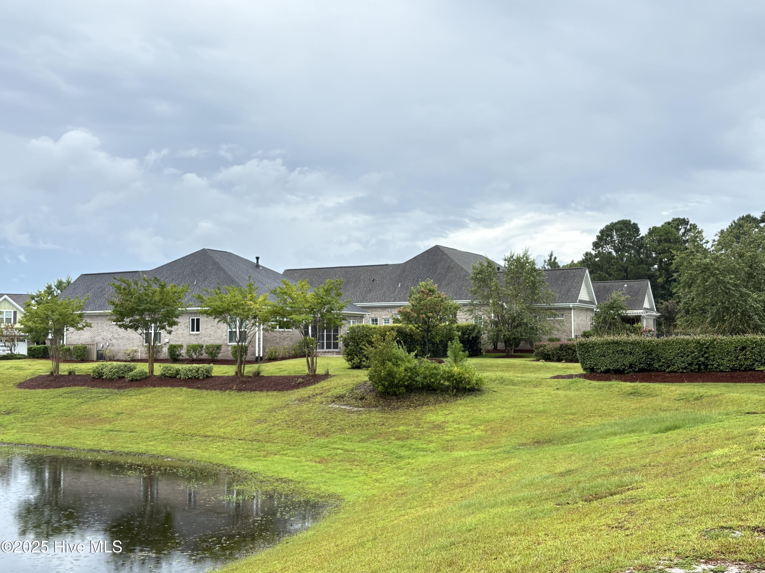 main property photo 30